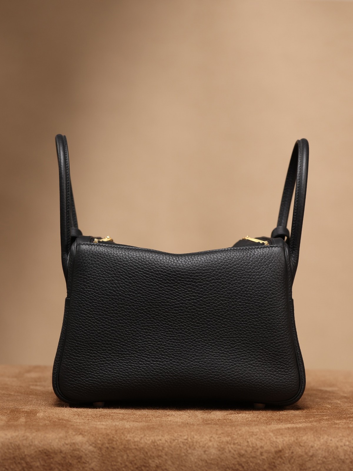 Shebag handmade Hermes Lindy 26 bag black togo review (2025 Jan updated)-ហាងអនឡាញកាបូប Louis Vuitton ក្លែងក្លាយដែលមានគុណភាពល្អបំផុត កាបូបអ្នករចនាម៉ូដចម្លង ru