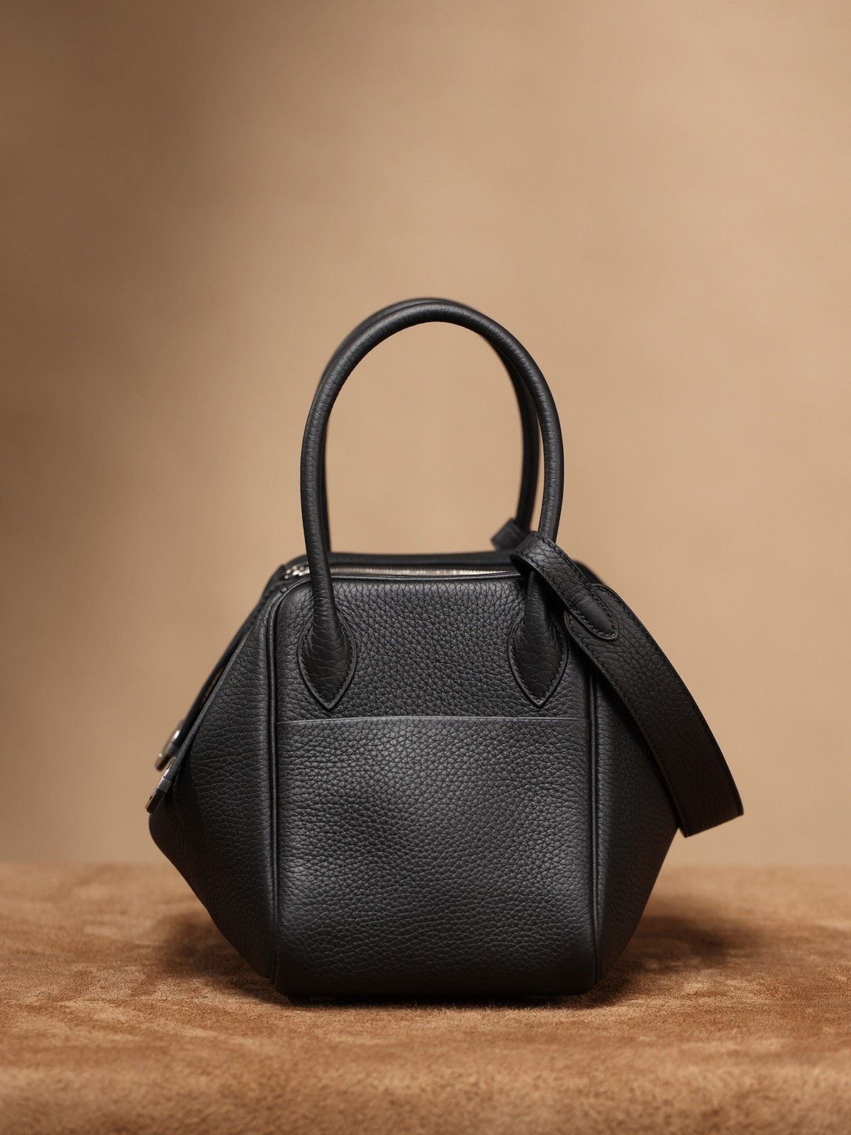 Shebag handmade Hermes Lindy 26 bag black togo review (2025 Jan updated)-Botiga en línia de bosses falses de Louis Vuitton de millor qualitat, rèplica de bosses de disseny ru