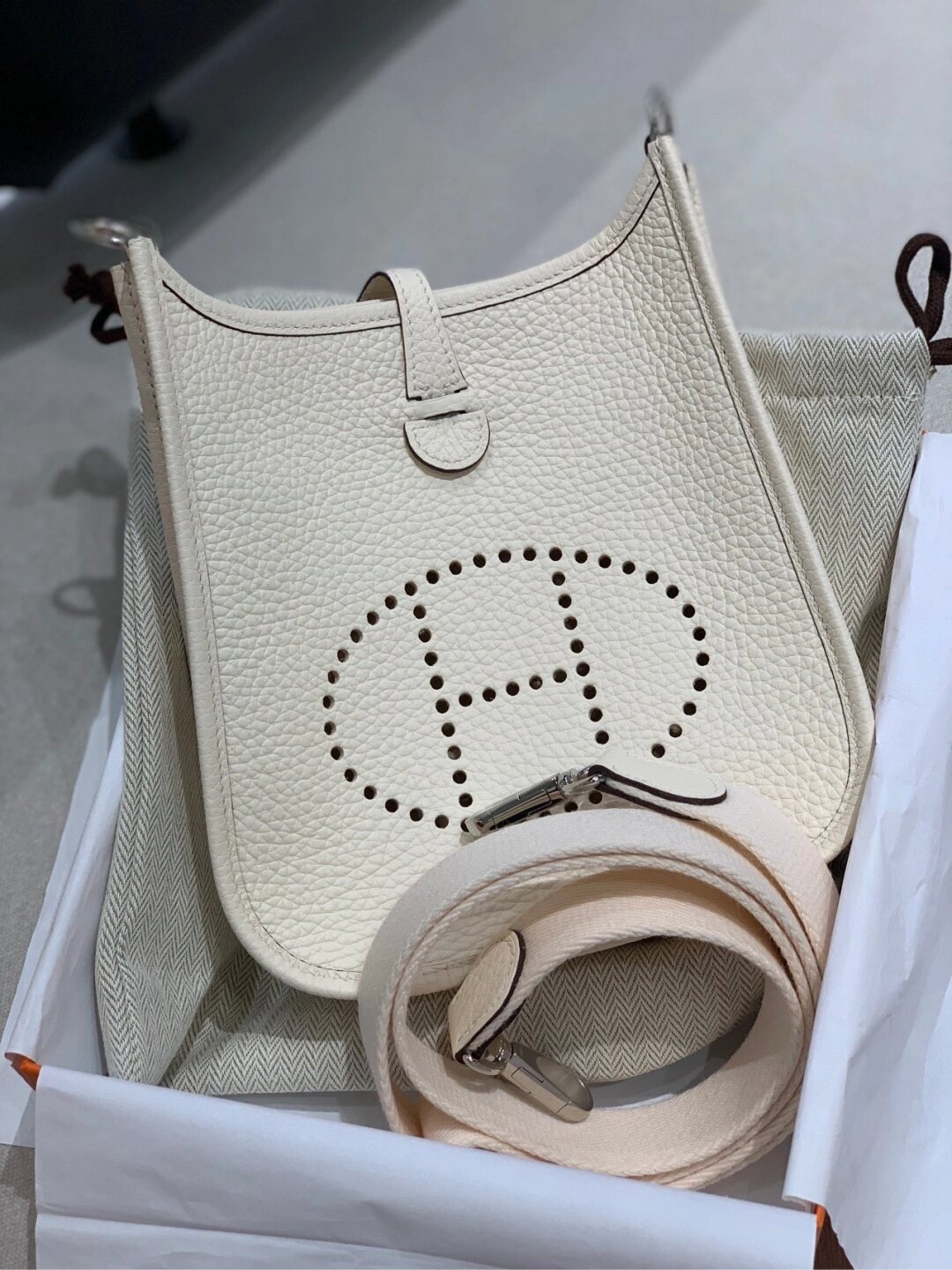 Shebag fully handmade Hermes Evelyne 16 bag in yellow silver hardware (2025 Jan updated)-ఉత్తమ నాణ్యత నకిలీ లూయిస్ విట్టన్ బ్యాగ్ ఆన్‌లైన్ స్టోర్, రెప్లికా డిజైనర్ బ్యాగ్ రు