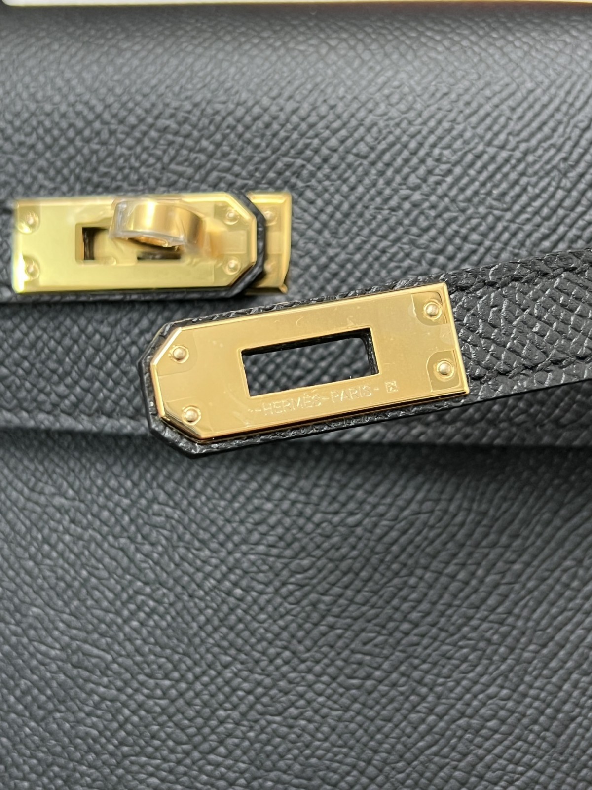 Shebag fully handmade Hermes Kelly 25 bag black epsom leather gold hardware lastets batch review (2025 Jan updated)-Интернет-магазин поддельной сумки Louis Vuitton лучшего качества, копия дизайнерской сумки ru