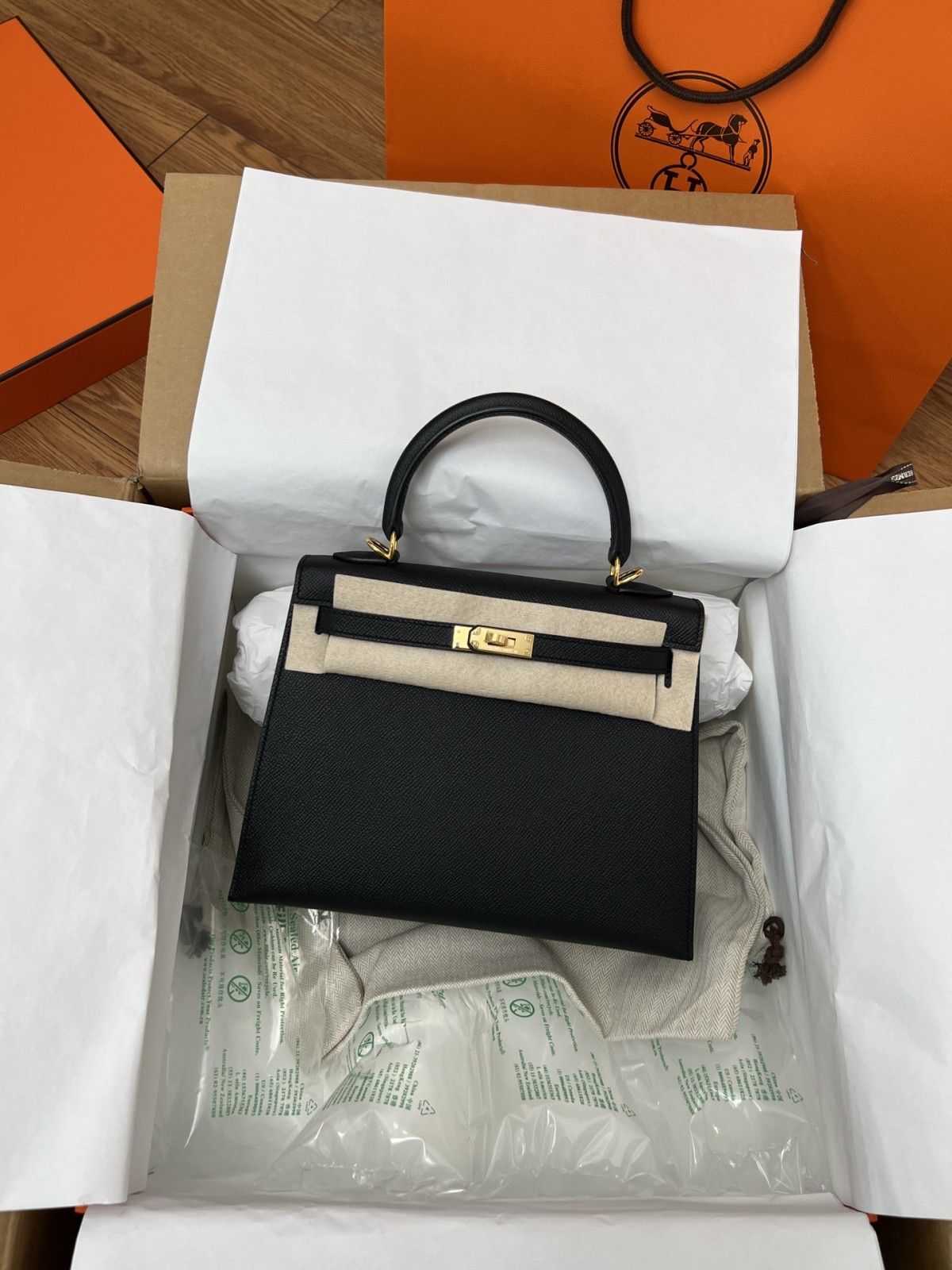 Shebag fully handmade Hermes Kelly 25 bag black epsom leather gold hardware lastets batch review (2025 Jan updated)-Интернет-магазин поддельной сумки Louis Vuitton лучшего качества, копия дизайнерской сумки ru