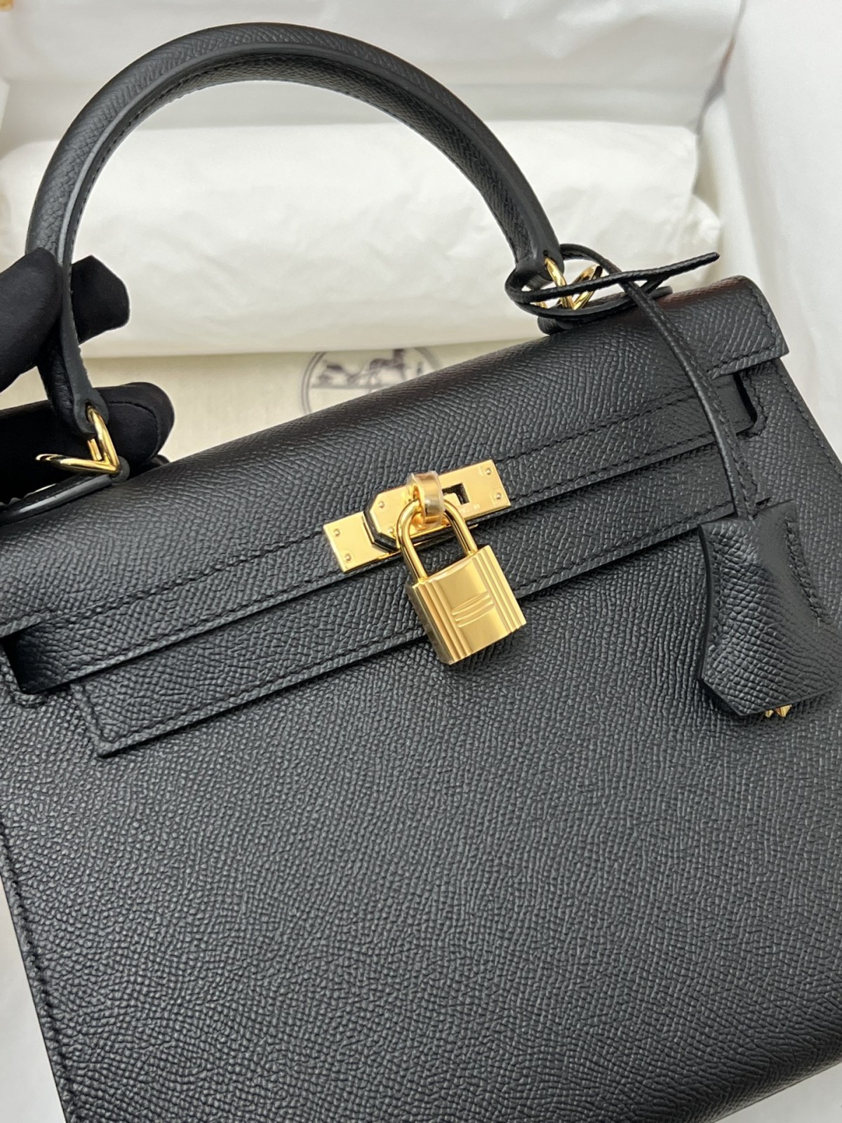 Shebag fully handmade Hermes Kelly 25 bag black epsom leather gold hardware lastets batch review (2025 Jan updated)-Интернет-магазин поддельной сумки Louis Vuitton лучшего качества, копия дизайнерской сумки ru