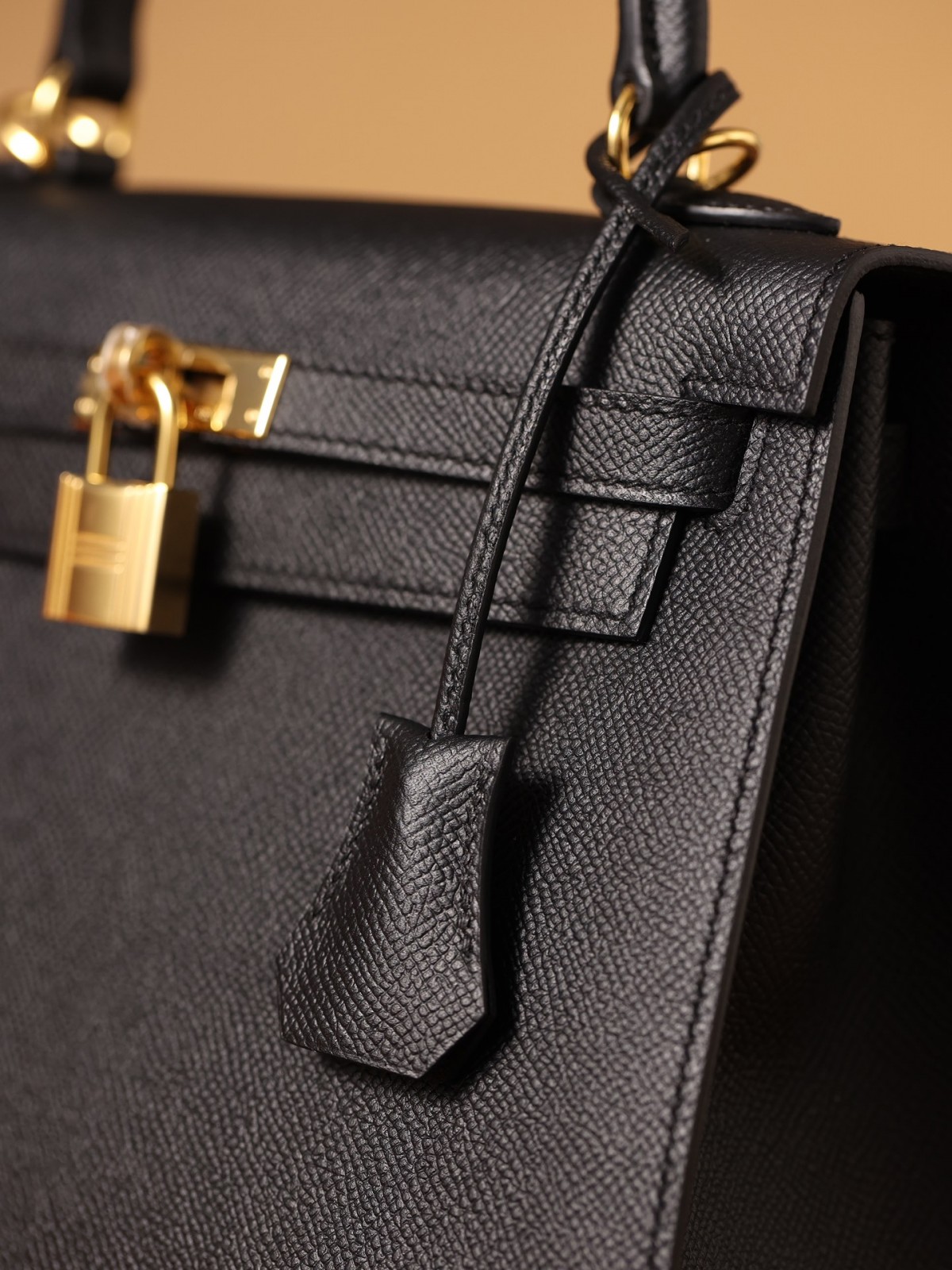 Shebag fully handmade Hermes Kelly 25 bag black epsom leather gold hardware lastets batch review (2025 Jan updated)-Интернет-магазин поддельной сумки Louis Vuitton лучшего качества, копия дизайнерской сумки ru