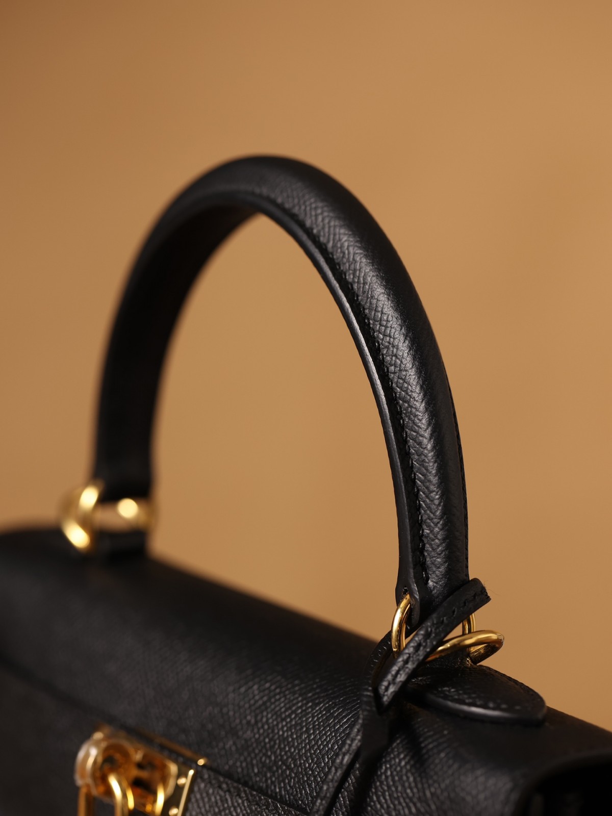 Shebag fully handmade Hermes Kelly 25 bag black epsom leather gold hardware lastets batch review (2025 Jan updated)-Интернет-магазин поддельной сумки Louis Vuitton лучшего качества, копия дизайнерской сумки ru