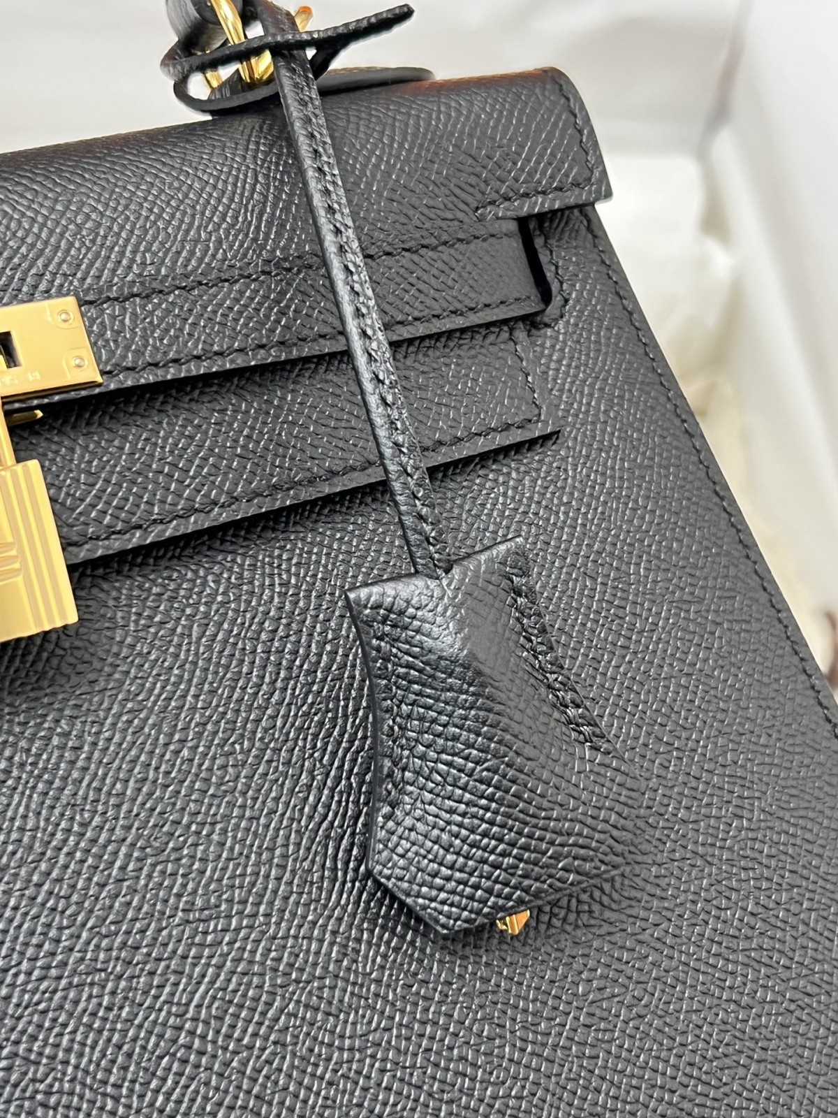 Shebag fully handmade Hermes Kelly 25 bag black epsom leather gold hardware lastets batch review (2025 Jan updated)-Интернет-магазин поддельной сумки Louis Vuitton лучшего качества, копия дизайнерской сумки ru