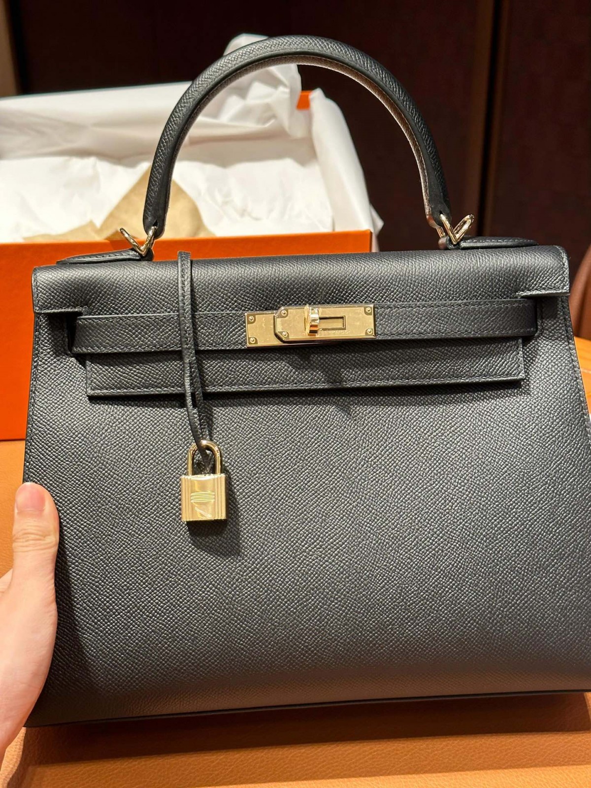 Shebag fully handmade Hermes Kelly 25 bag black epsom leather gold hardware lastets batch review (2025 Jan updated)-Интернет-магазин поддельной сумки Louis Vuitton лучшего качества, копия дизайнерской сумки ru