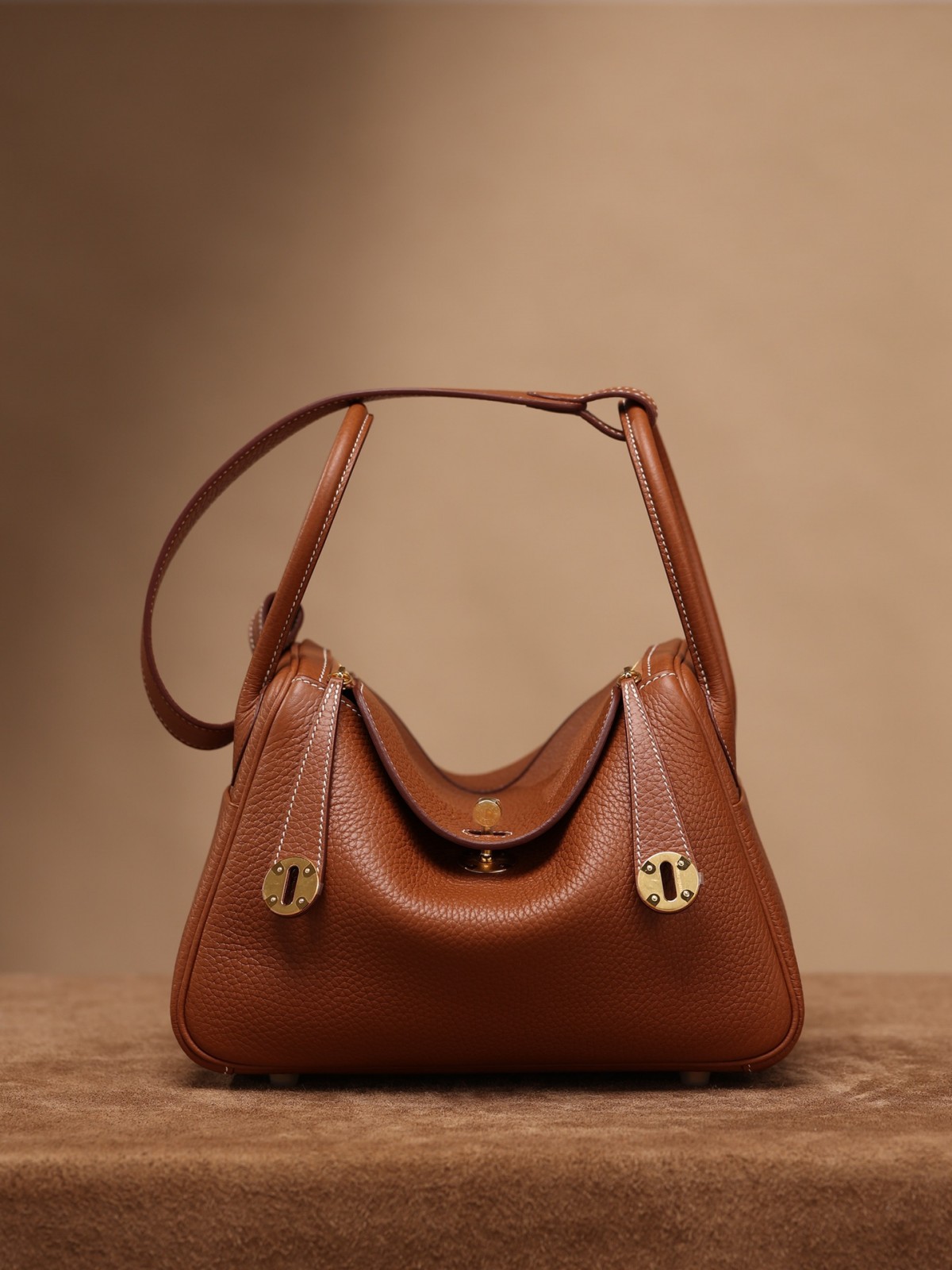 Shebag fully handmade Hermes Lindy 26 bag in brown silver hardware review(2025 Jan updated)-Yakanakisa Hunhu Fake Louis Vuitton Bag Online Store, Replica dhizaini bag ru