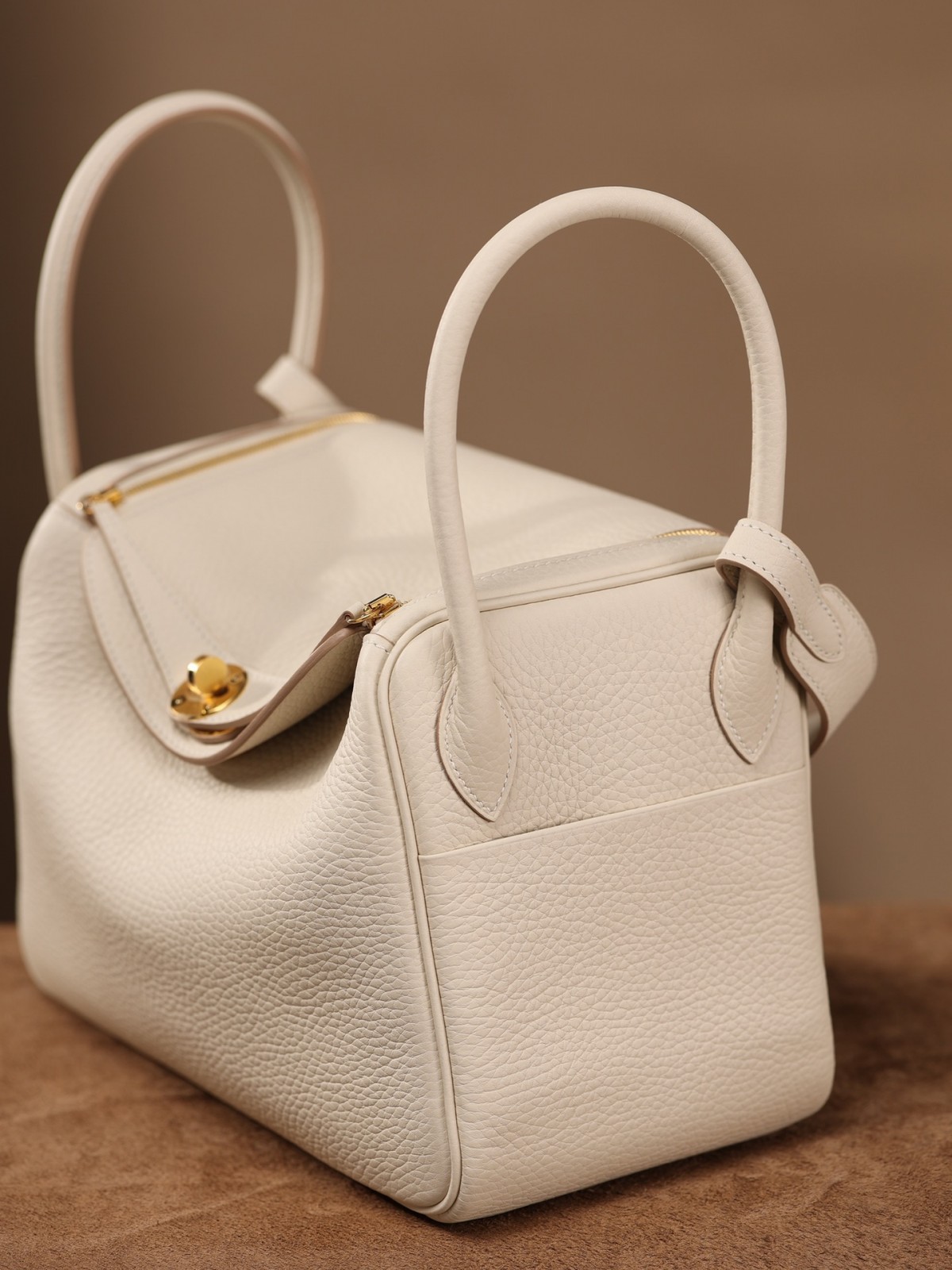 Shebag fully hand made Lindy 26 white bag in togo review (2025 Jan updated)-Best Quality Fake Louis Vuitton Bag Online Store, Replica designer bag ru