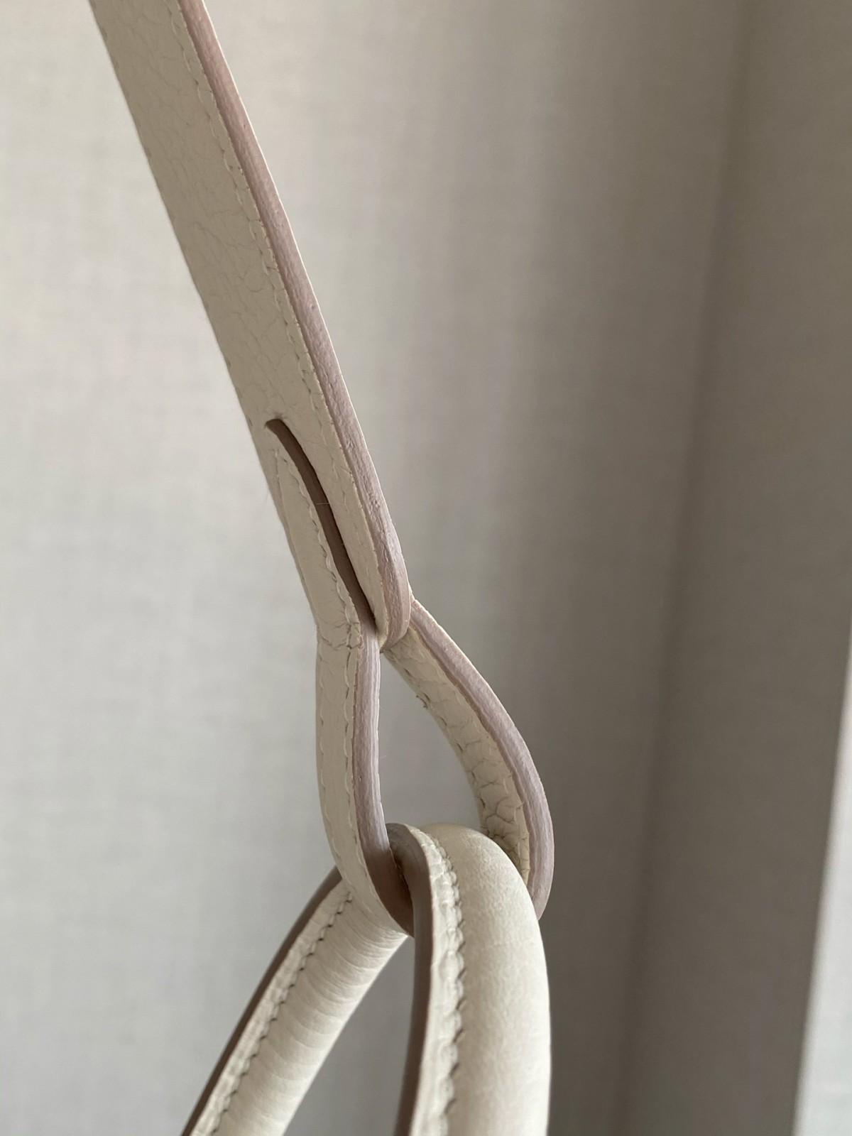 Shebag fully hand made Lindy 26 white bag in togo review (2025 Jan updated)-Best Quality Fake Louis Vuitton Bag Online Store, Replica designer bag ru