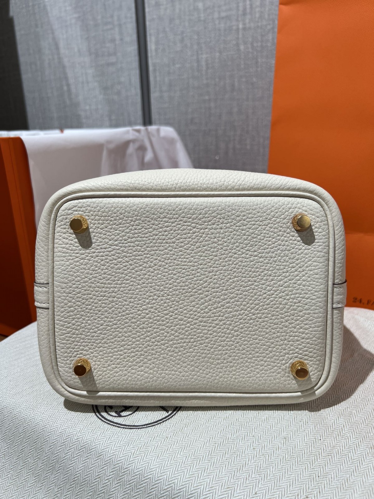 Shebag handmade Hermes white Picotin 18 bag in white togo (2025 Feb updated)-Best Quality Fake Louis Vuitton Bag Online Store, Replica designer bag ru