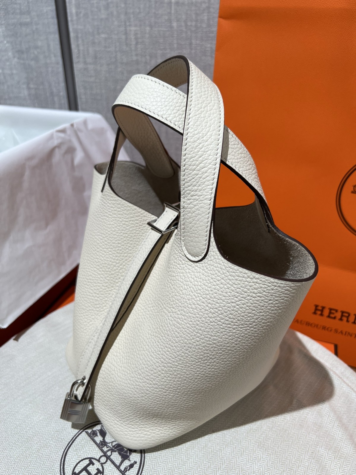 Shebag handmade Hermes white Picotin 18 bag in white togo (2025 Feb updated)-Best Quality Fake Louis Vuitton Bag Online Store, Replica designer bag ru