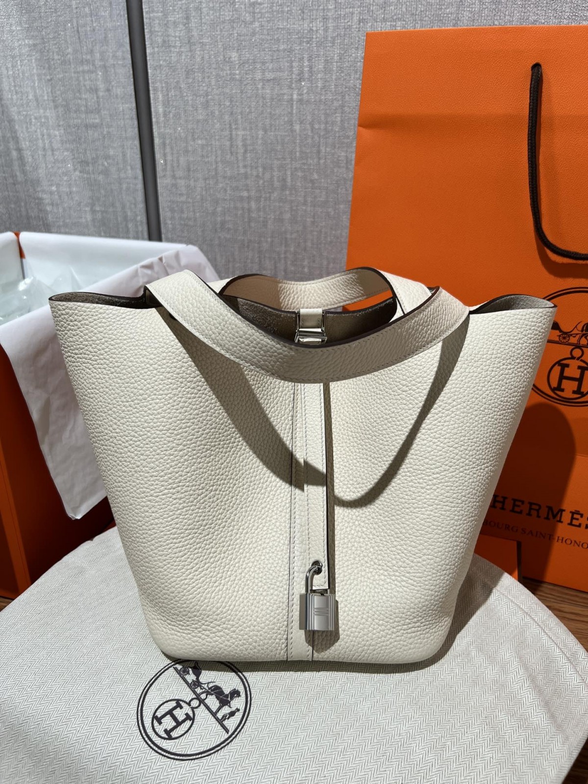 Shebag fully handmade Hermes Picotin 22 bag in cream white togo leather review silver (2025 Feb updated)-L-Aħjar Kwalità Foloz Louis Vuitton Bag Online Store, Replica designer bag ru