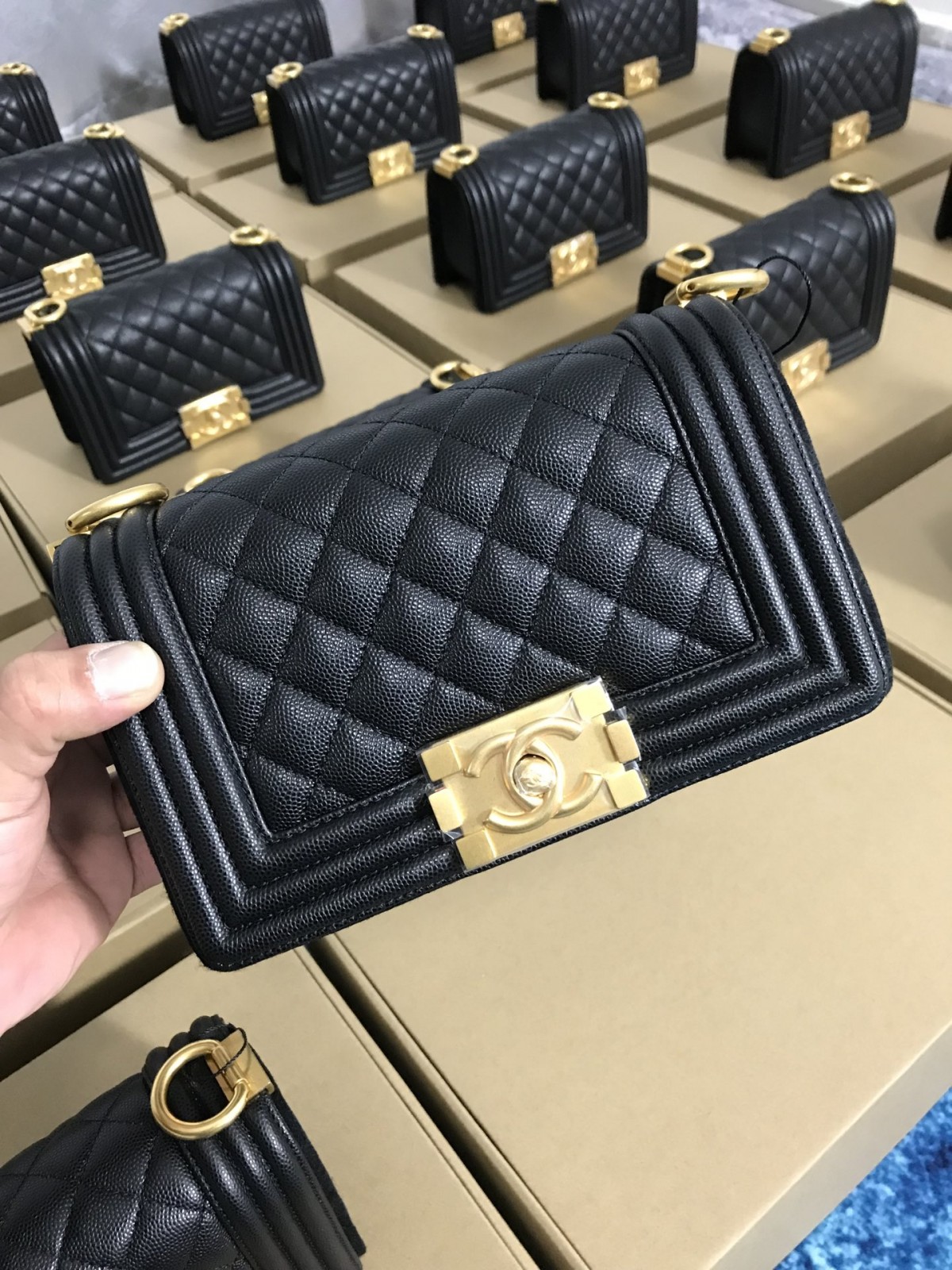 Shebag recent shipping photos of Chanel and Louis Vuitton bags (2025 Mar updated)-Zoo Zoo Fake Louis Vuitton Hnab Online Khw, Replica designer hnab ru