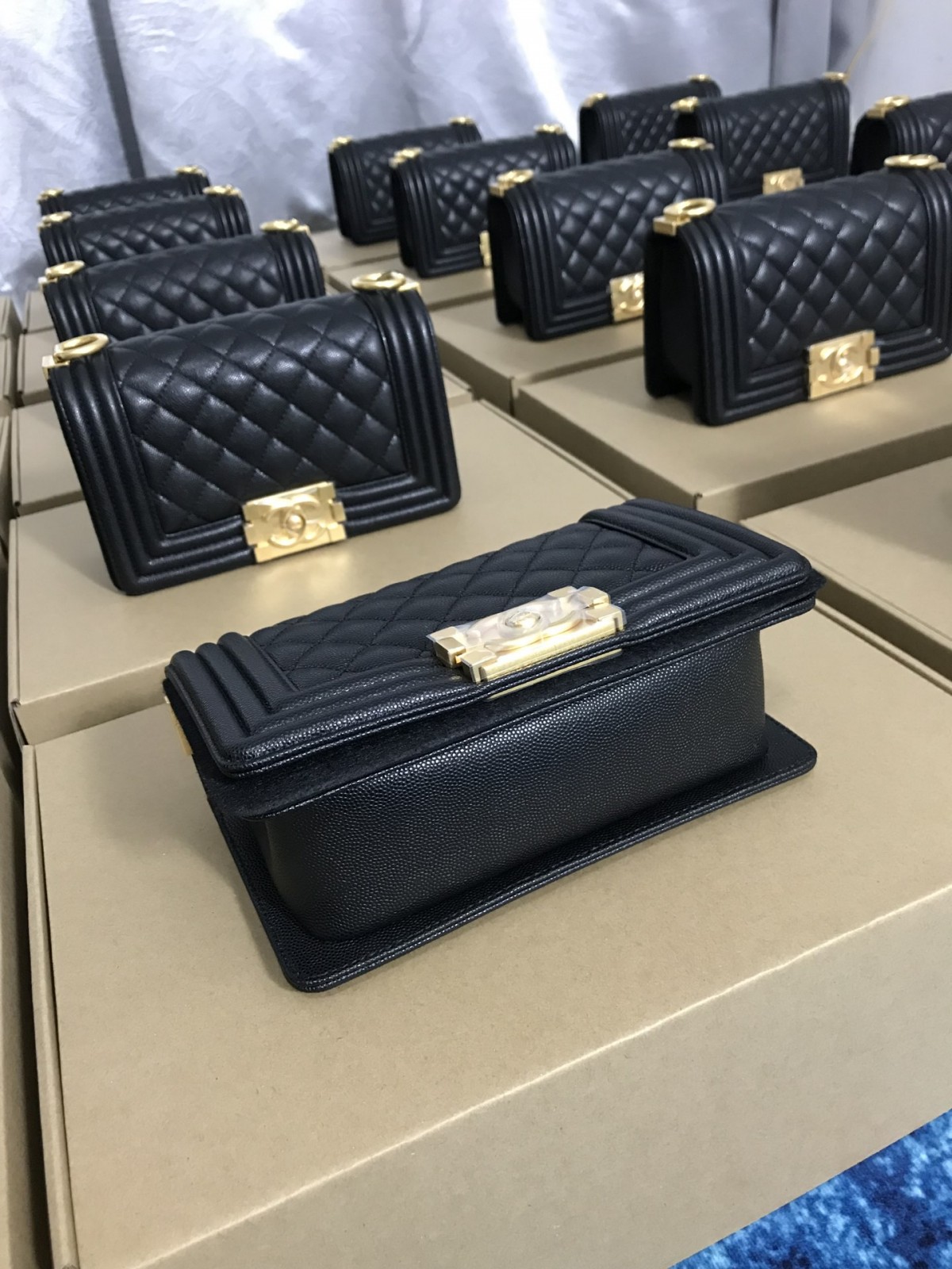 Shebag recent shipping photos of Chanel and Louis Vuitton bags (2025 Mar updated)-Zoo Zoo Fake Louis Vuitton Hnab Online Khw, Replica designer hnab ru