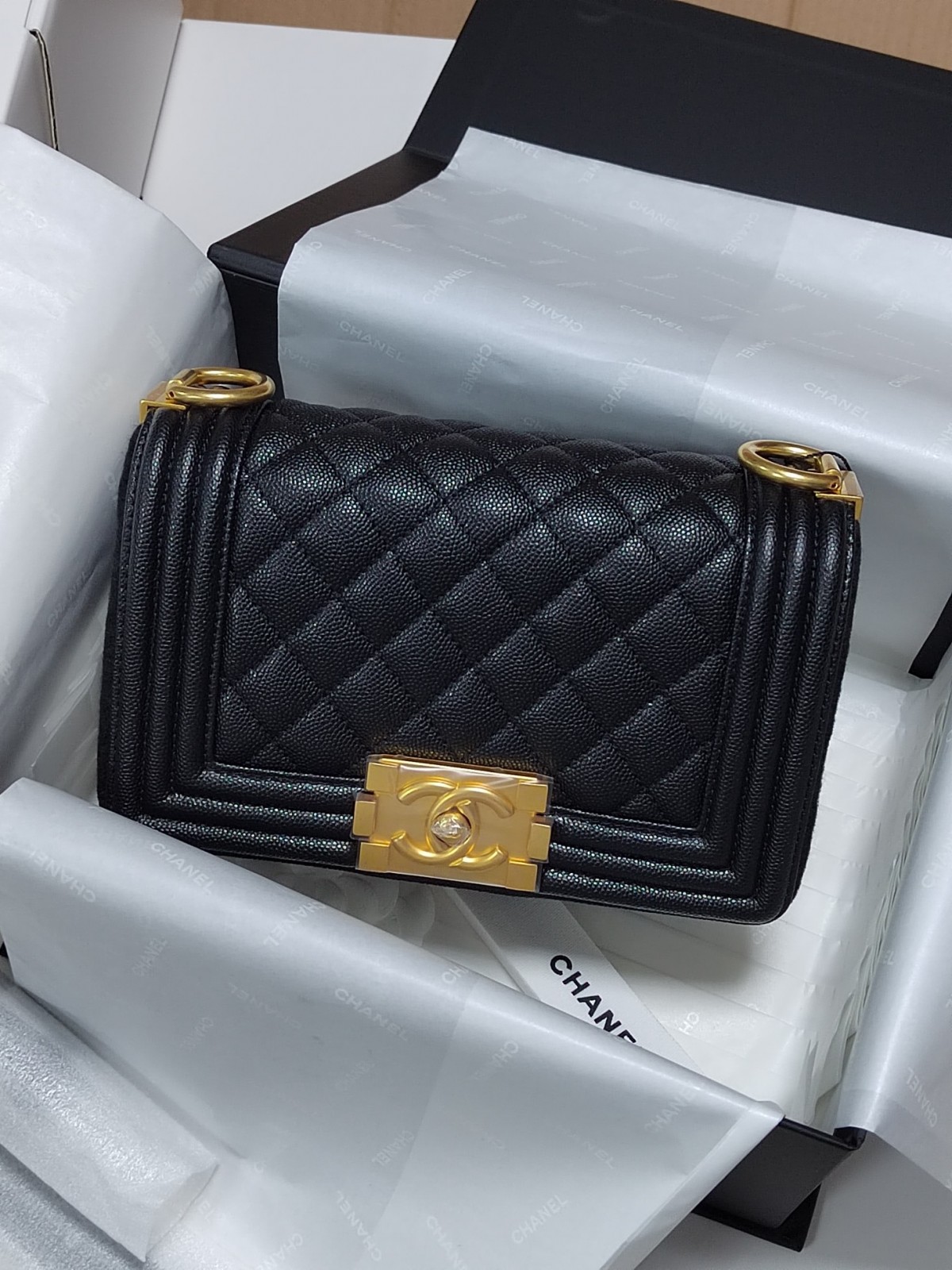 Shebag recent shipping photos of Chanel and Louis Vuitton bags (2025 Mar updated)-Zoo Zoo Fake Louis Vuitton Hnab Online Khw, Replica designer hnab ru