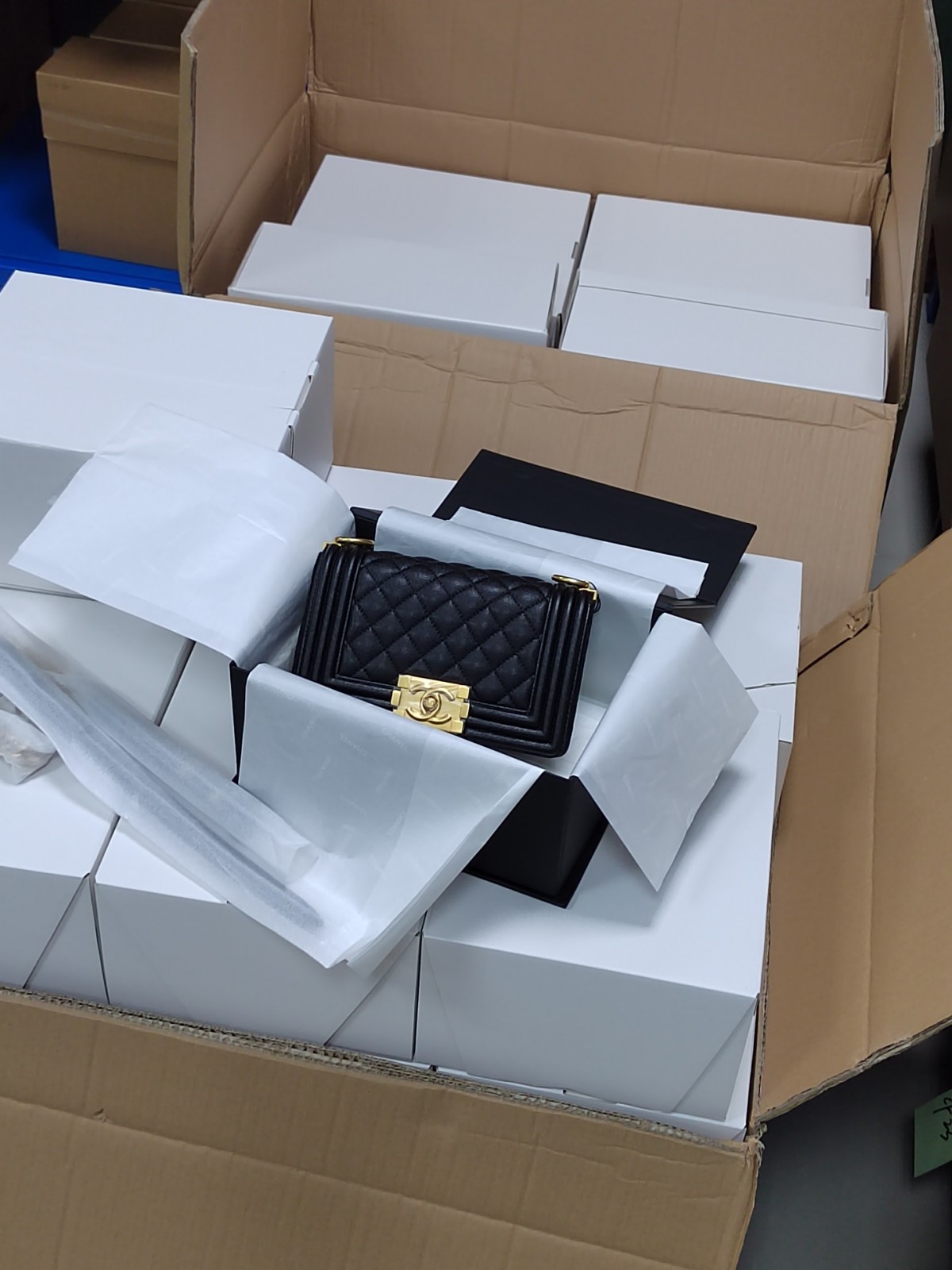 Shebag recent shipping photos of Chanel and Louis Vuitton bags (2025 Mar updated)-Best Quality Fake Louis Vuitton Bag Online Store, Replica designer bag ru