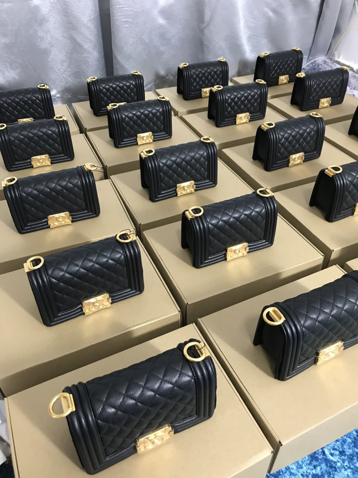 Shebag recent shipping photos of Chanel and Louis Vuitton bags (2025 Mar updated)-Best Quality Fake Louis Vuitton Bag Online Store, Replica designer bag ru