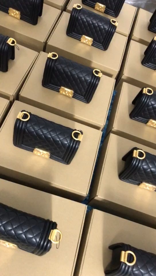 Shebag recent shipping photos of Chanel and Louis Vuitton bags (2025 Mar updated)-Best Quality Fake Louis Vuitton Bag Online Store, Replica designer bag ru