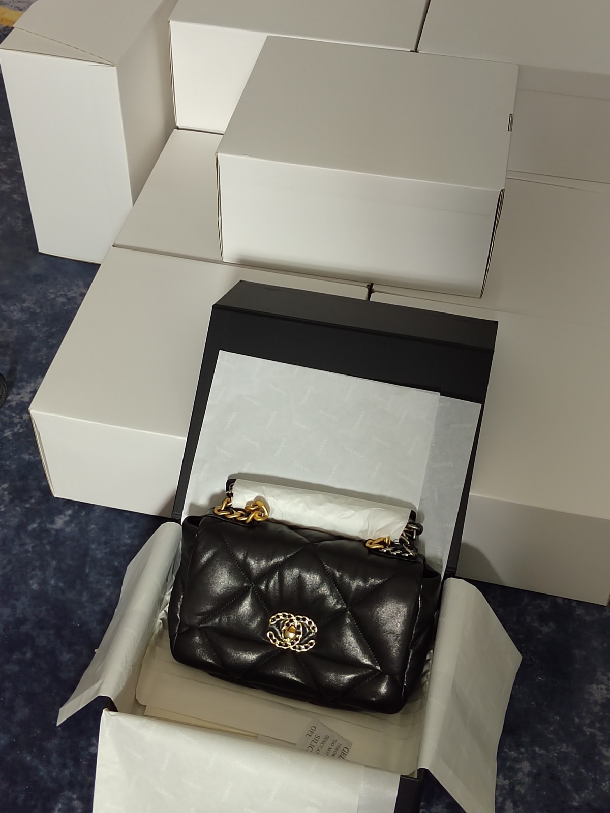 Shebag recent shipping photos of Chanel and Louis Vuitton bags (2025 Mar updated)-Best Quality Fake Louis Vuitton Bag Online Store, Replica designer bag ru