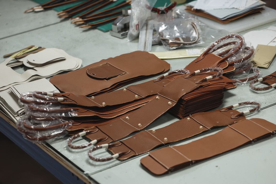 Shebag workshop of Hermes bags, the tools, leathers, and more (2025 Mar updated)-Kedai Dalam Talian Beg Louis Vuitton Palsu Kualiti Terbaik, Beg reka bentuk replika ru