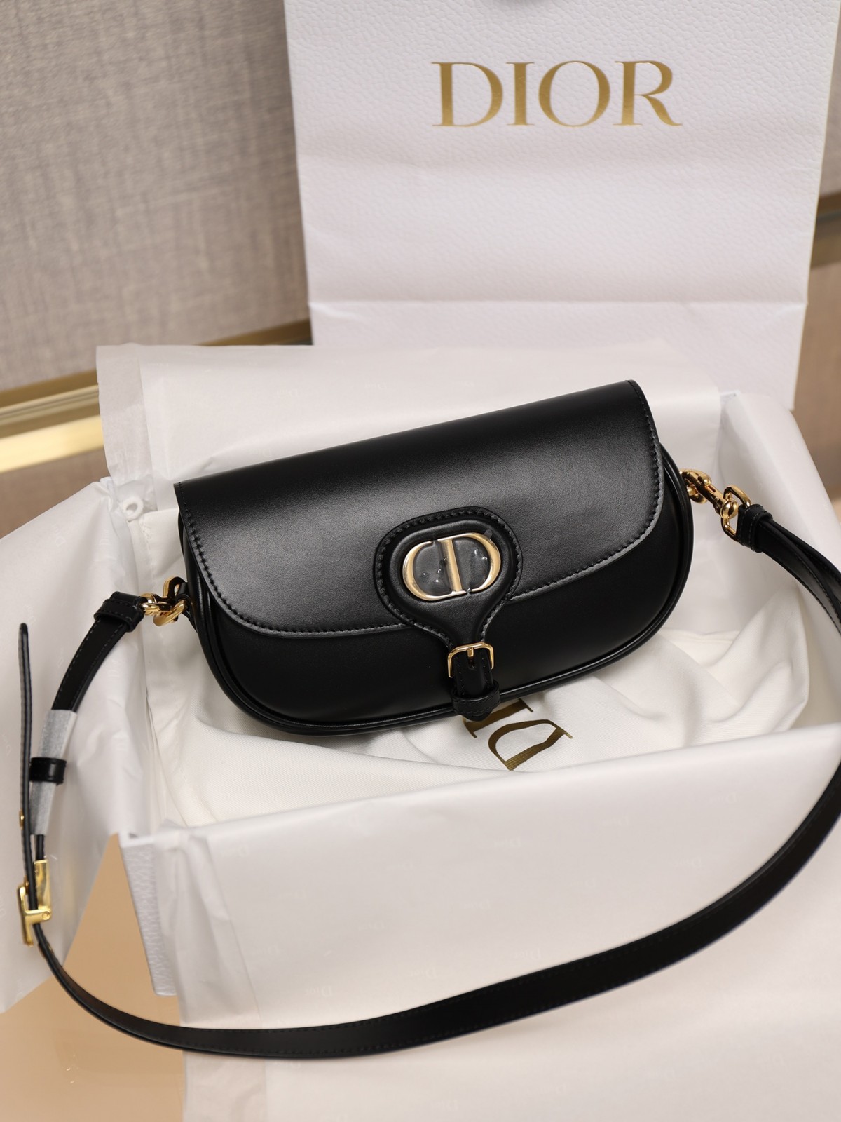 Shebag 2025 top replica Dior bobby east west in leather showcase （2025 Mar updated）-Loja online de bolsa Louis Vuitton falsa de melhor qualidade, bolsa de designer de réplica ru