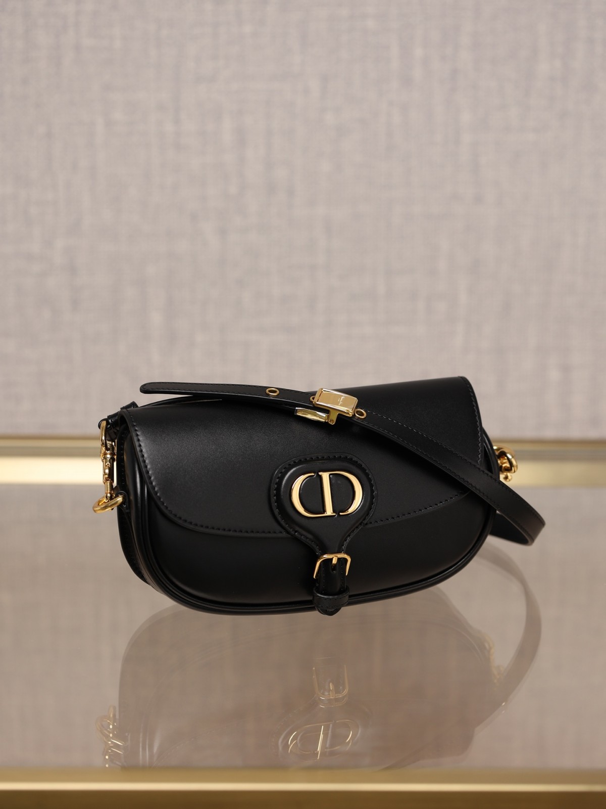 Shebag 2025 top replica Dior bobby east west in leather showcase （2025 Mar updated）-Beste Kwaliteit Vals Louis Vuitton Sak Aanlyn Winkel, Replika ontwerper sak ru