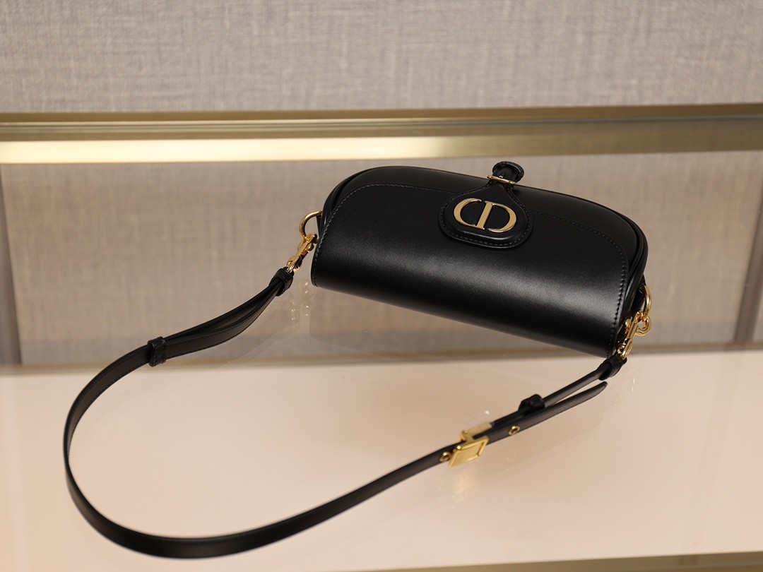 Shebag 2025 top replica Dior bobby east west in leather showcase （2025 Mar updated）-Beste Qualität gefälschte Louis Vuitton-Taschen Online-Shop, Replik-Designer-Tasche ru