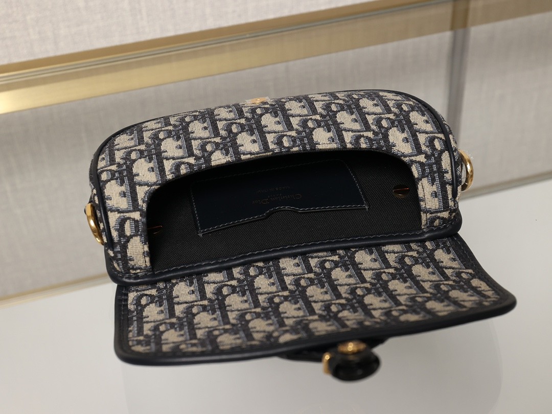 Shebag best replica 2025 Dior bobby east west collection (2025 Mar updated)-Beste kwaliteit nep Louis Vuitton tas online winkel, replica designer tas ru