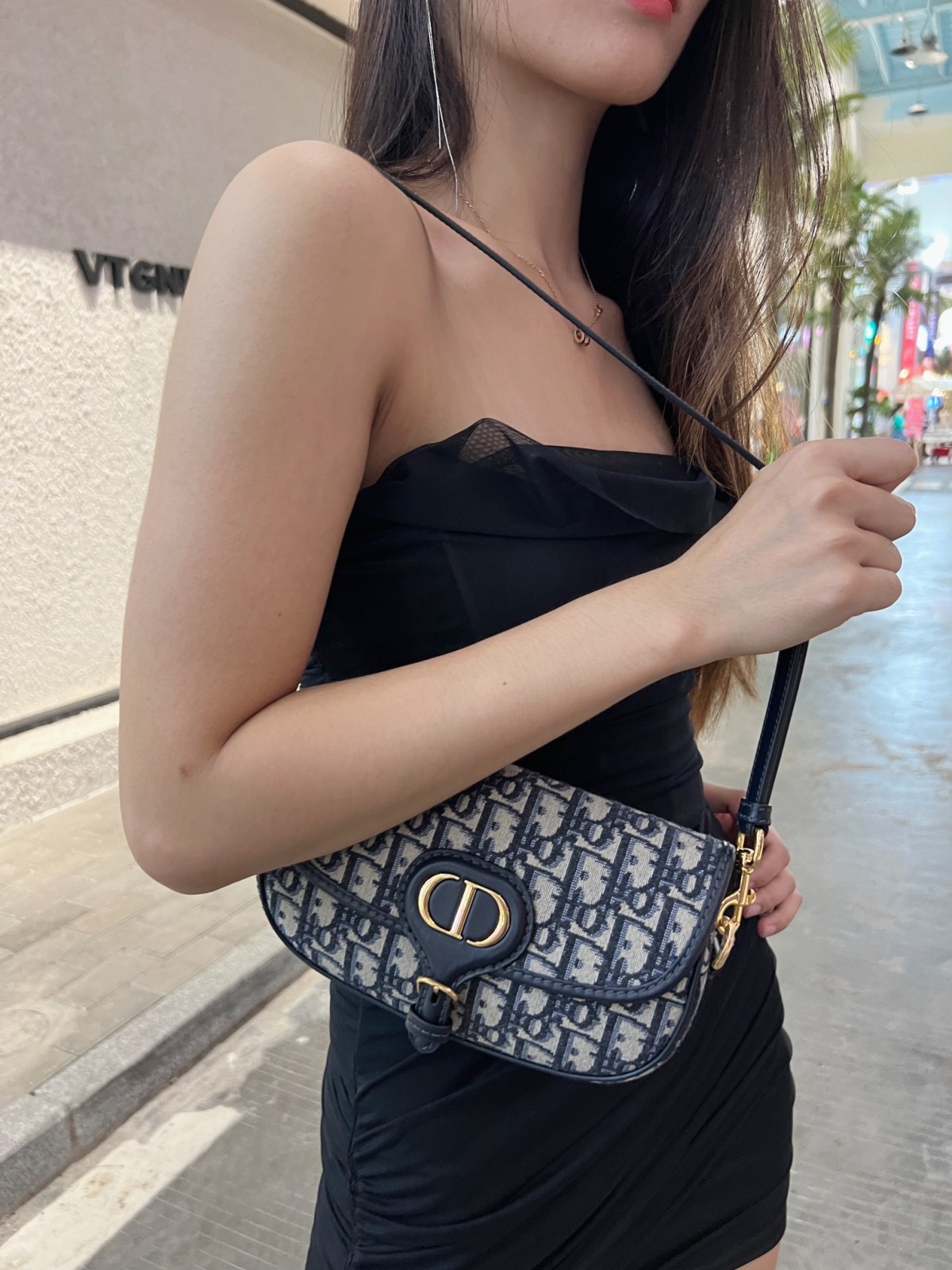 Shebag best replica 2025 Dior bobby east west collection (2025 Mar updated)-Beste Qualität gefälschte Louis Vuitton-Taschen Online-Shop, Replik-Designer-Tasche ru