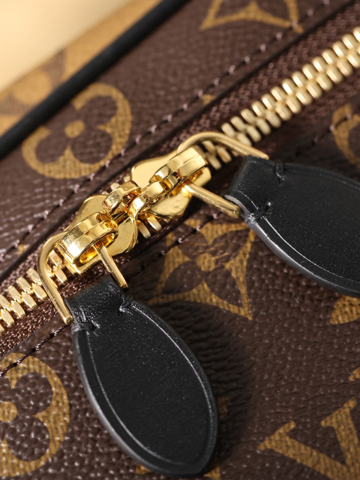 Shebag Super replica Louis Vuitton M45165 Vanity case bag review (2025 Apr updated)-Tayada ugu Fiican ee Louis Vuitton Boorsada Online Store, Bac naqshadeeye nuqul ah