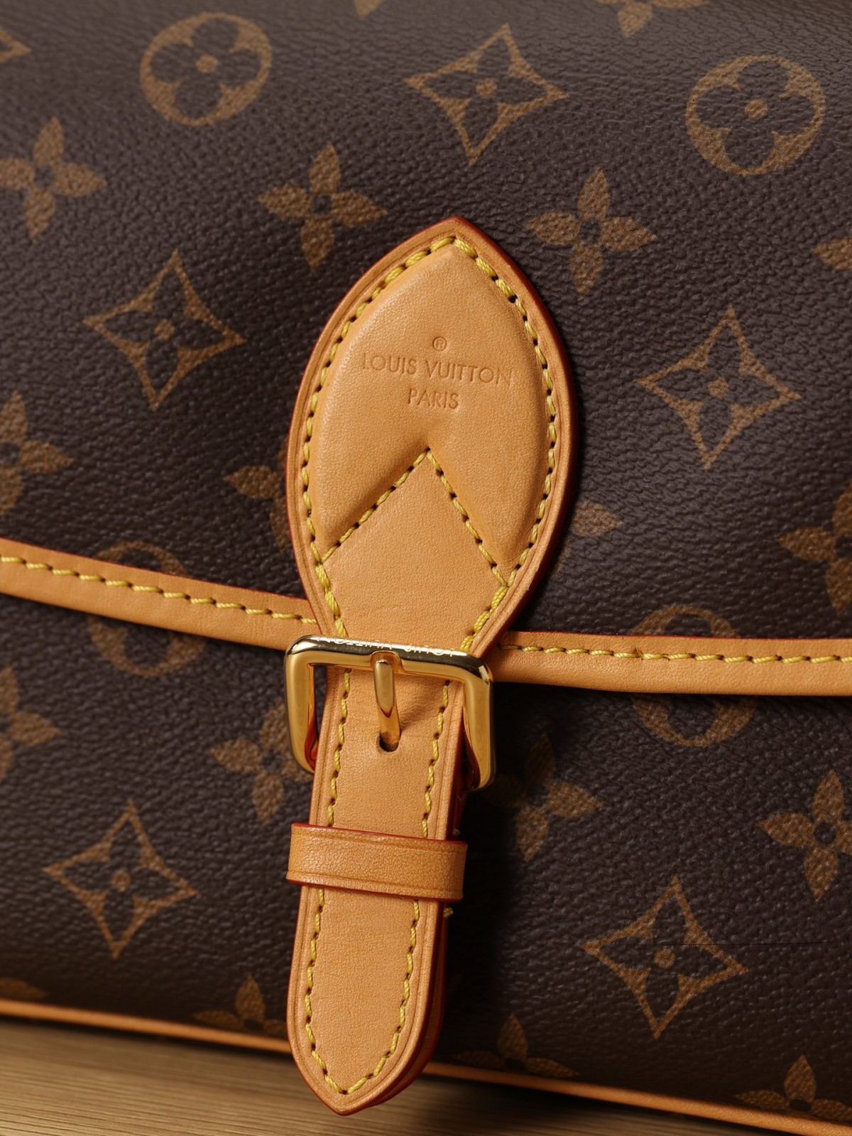 Super replica Louis Vuitton M45985 Diane bag review (2025 May updated)-Best Quality Fake Louis Vuitton Bag Online Store, Replica designer bag ru
