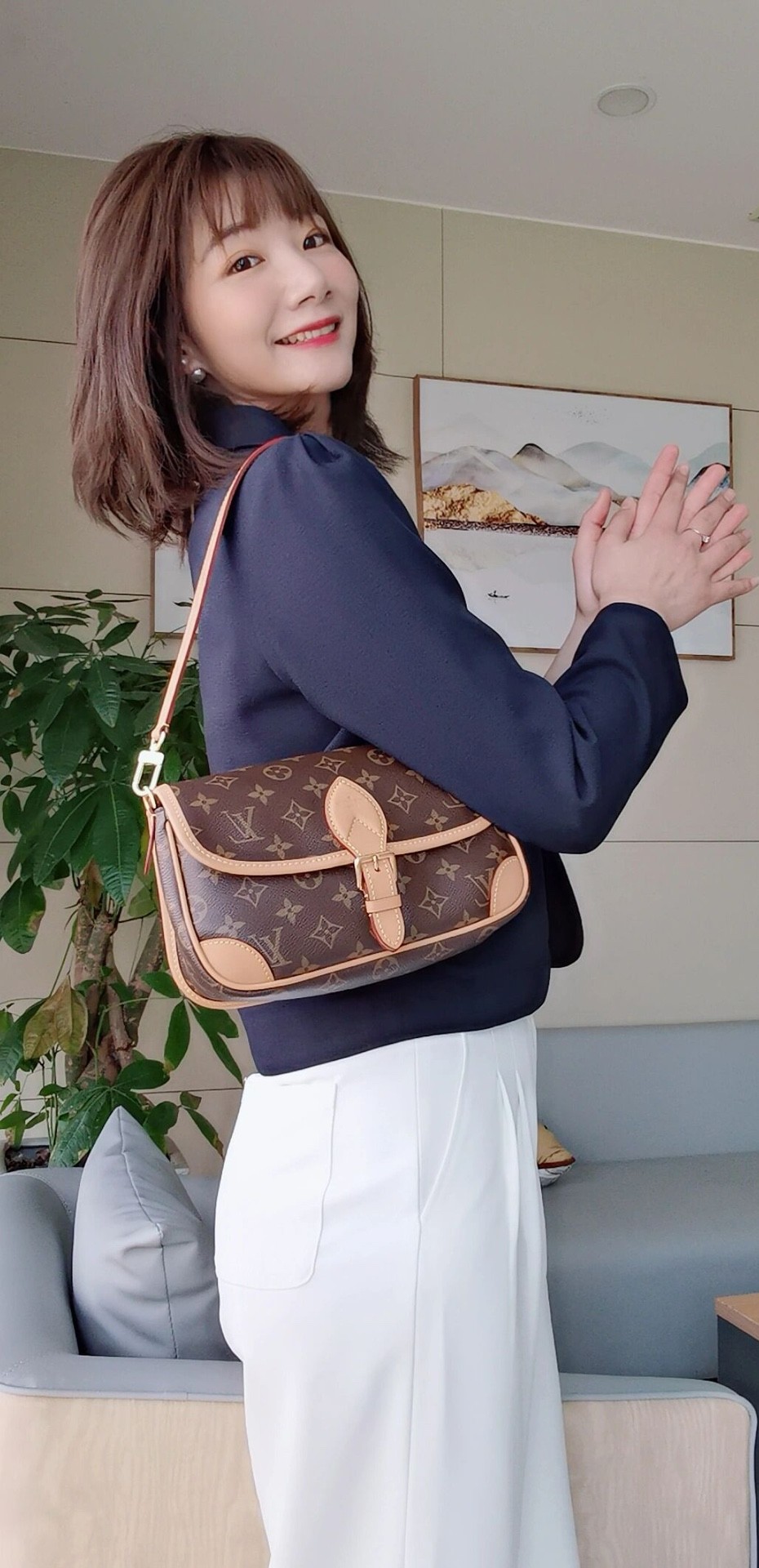 Super replica Louis Vuitton M45985 Diane bag review (2025 May updated)-Best Quality Fake Louis Vuitton Bag Online Store, Replica designer bag ru