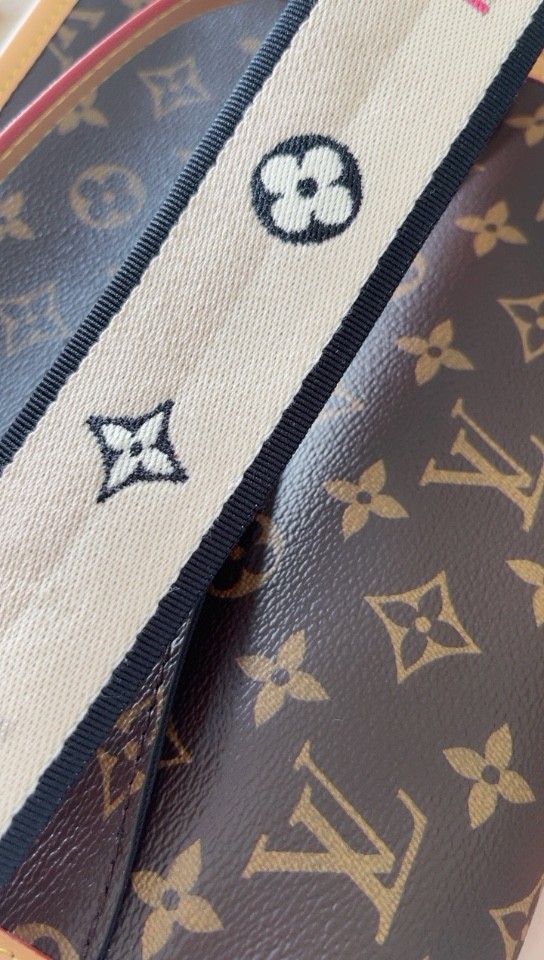 Super replica Louis Vuitton M45985 Diane bag review (2025 May updated)-Best Quality Fake Louis Vuitton Bag Online Store, Replica designer bag ru