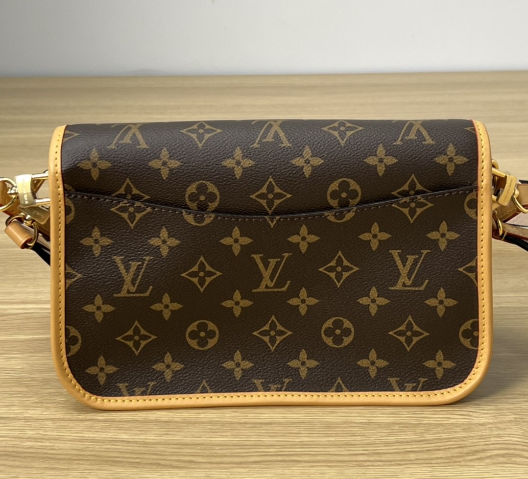 Super replica Louis Vuitton M45985 Diane bag review (2025 May updated)-Best Quality Fake Louis Vuitton Bag Online Store, Replica designer bag ru