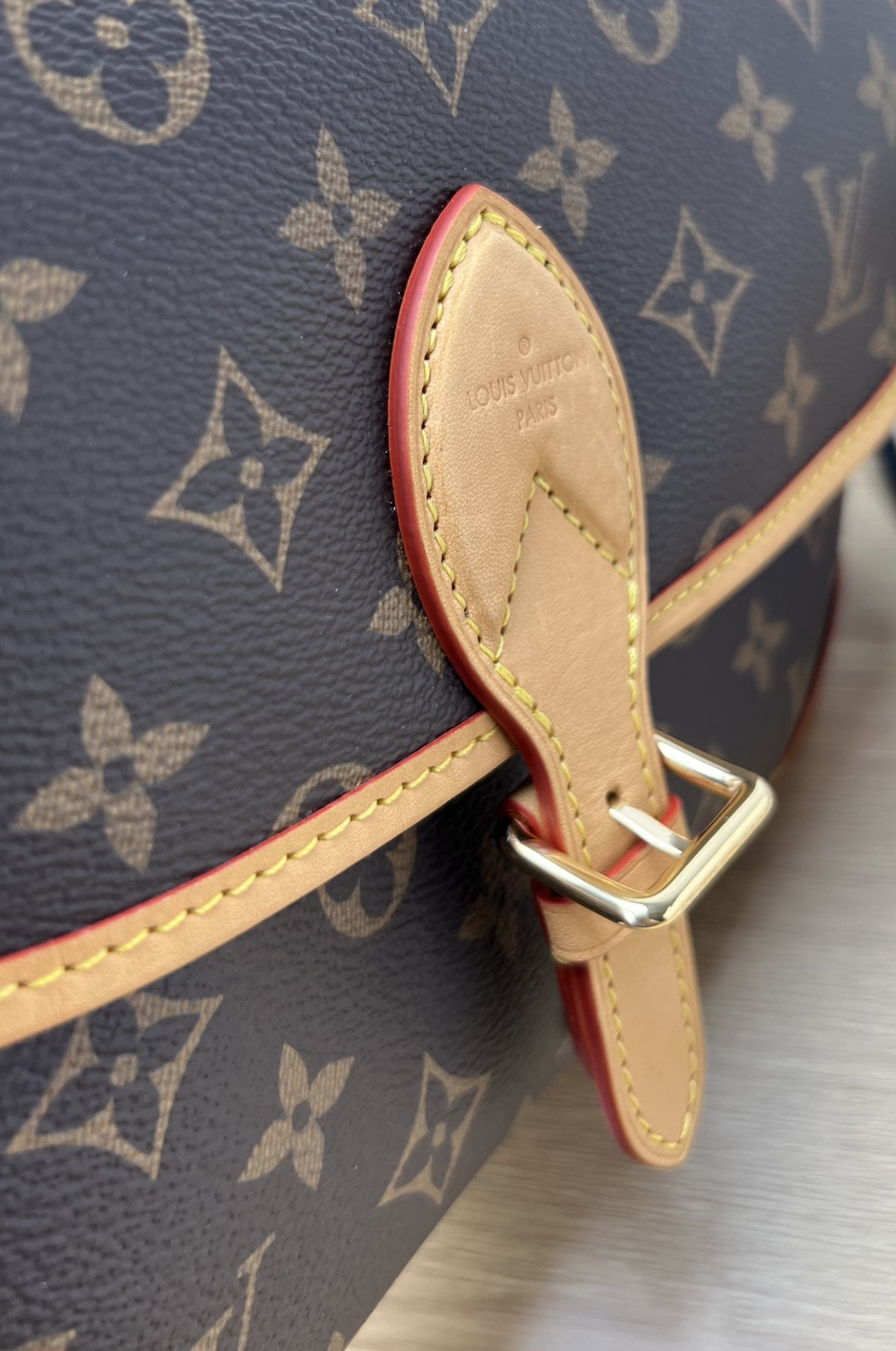 Super replica Louis Vuitton M45985 Diane bag review (2025 May updated)-Best Quality Fake Louis Vuitton Bag Online Store, Replica designer bag ru