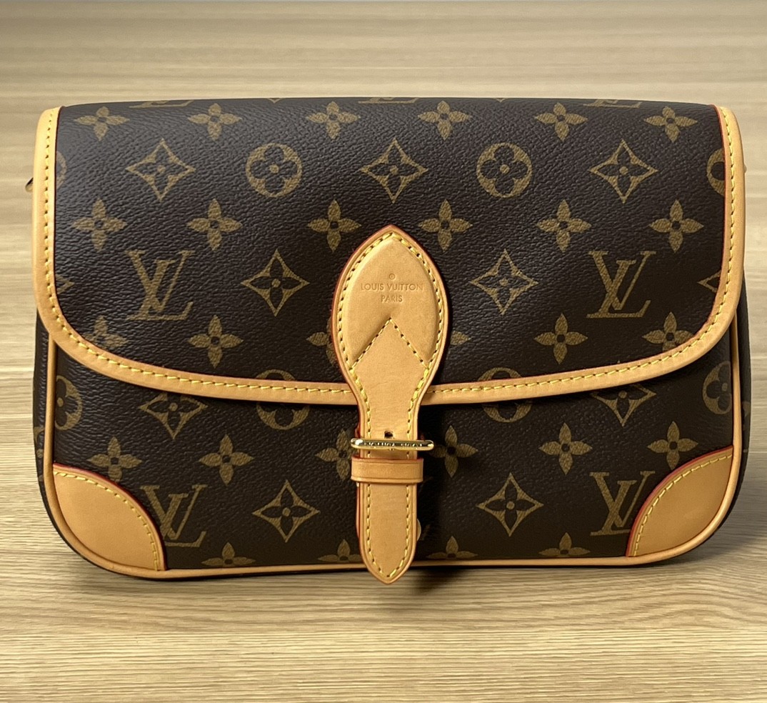 Super replica Louis Vuitton M45985 Diane bag review (2025 May updated)-Best Quality Fake Louis Vuitton Bag Online Store, Replica designer bag ru