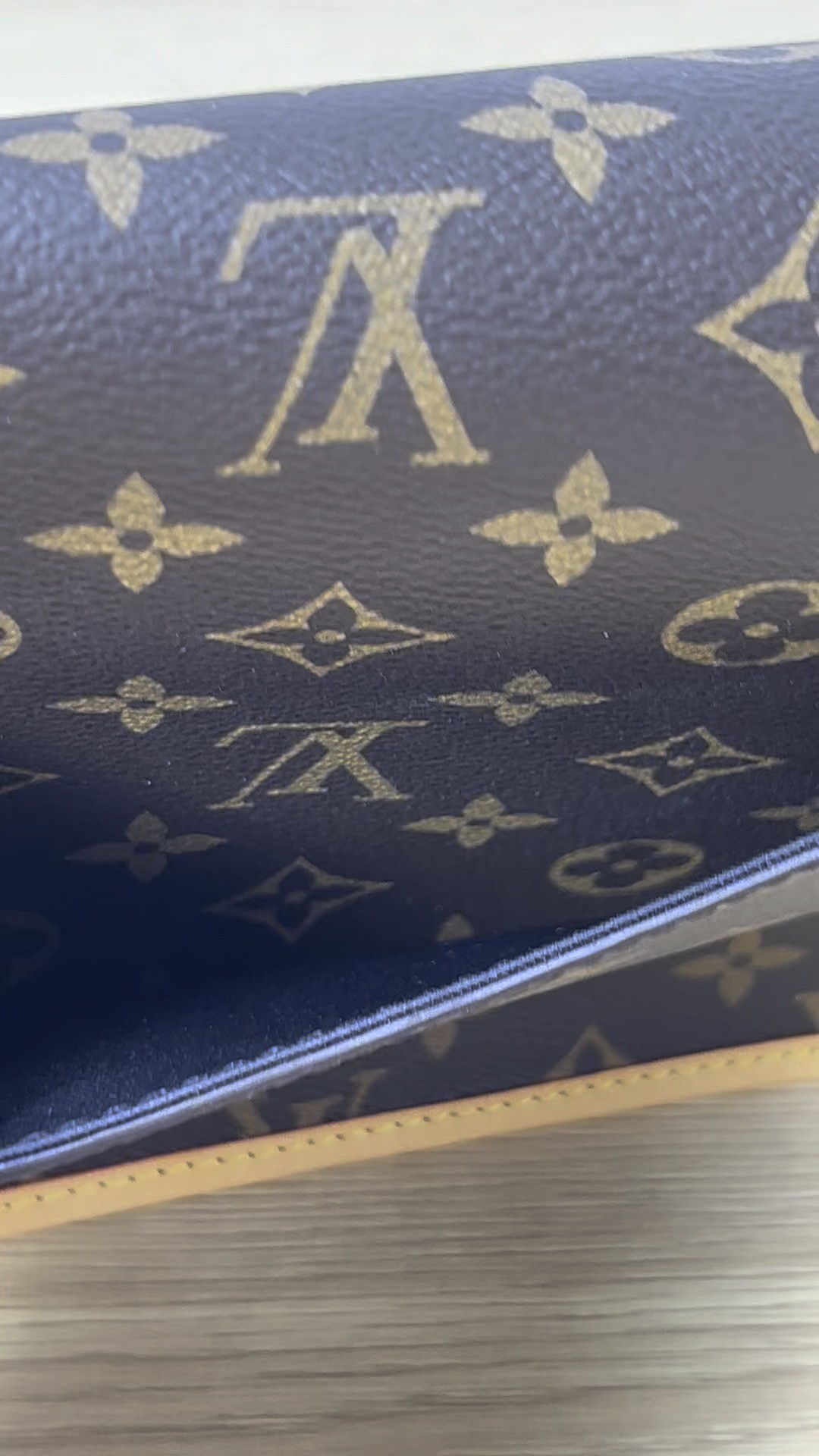 Super replica Louis Vuitton M45985 Diane bag review (2025 May updated)-Best Quality Fake Louis Vuitton Bag Online Store, Replica designer bag ru