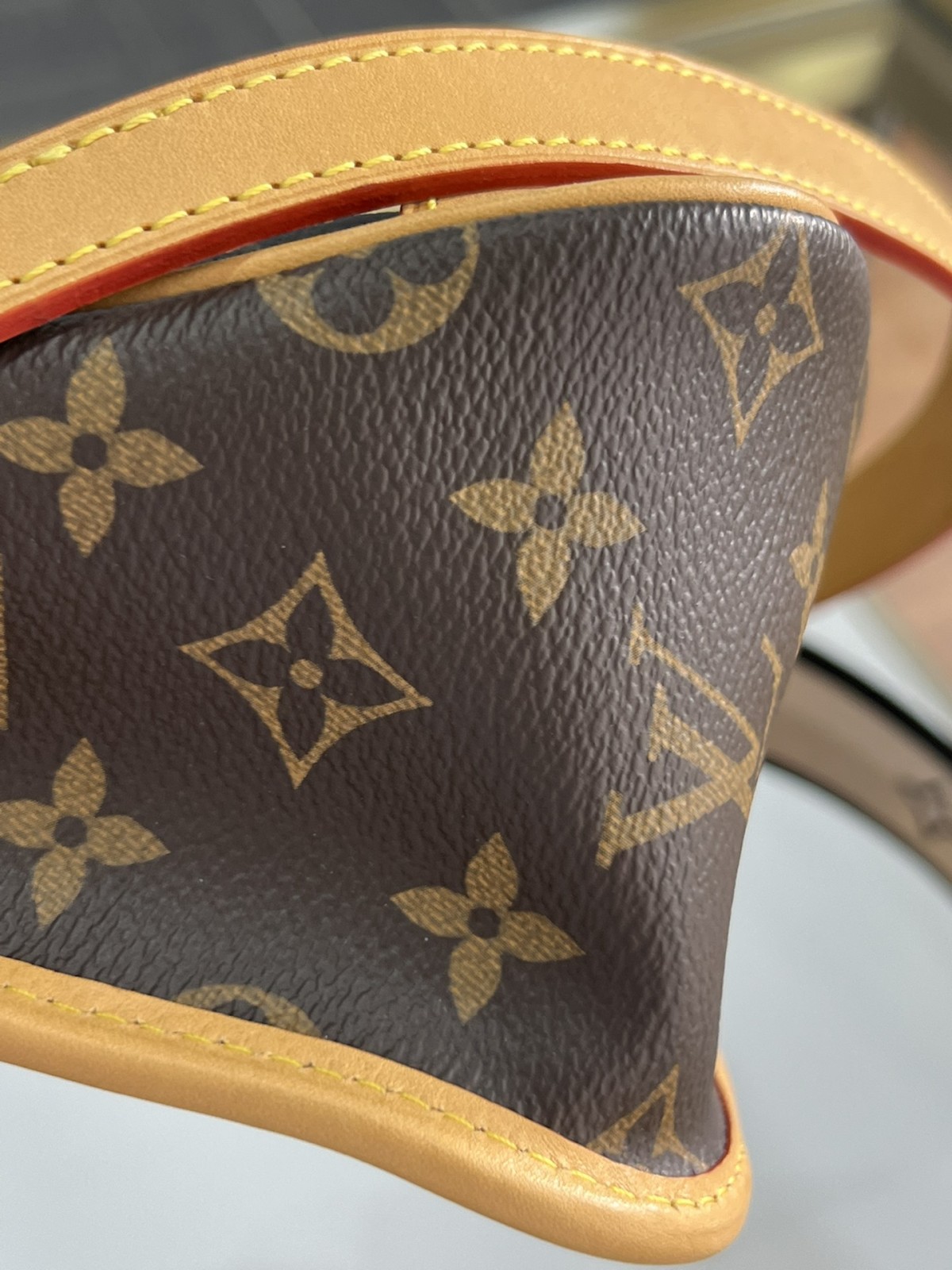 Super replica Louis Vuitton M45985 Diane bag review (2025 May updated)-Best Quality Fake Louis Vuitton Bag Online Store, Replica designer bag ru