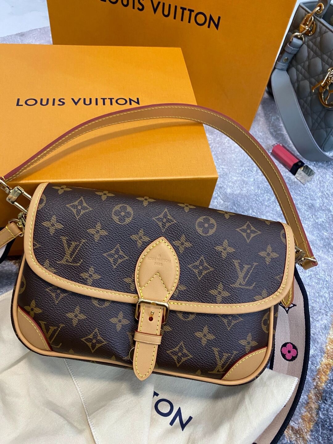 Super replica Louis Vuitton M45985 Diane bag review (2025 May updated)-Best Quality Fake Louis Vuitton Bag Online Store, Replica designer bag ru