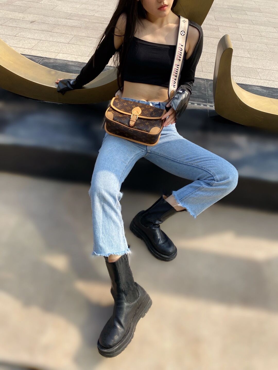 Super replica Louis Vuitton M45985 Diane bag review (2025 May updated)-Best Quality Fake Louis Vuitton Bag Online Store, Replica designer bag ru