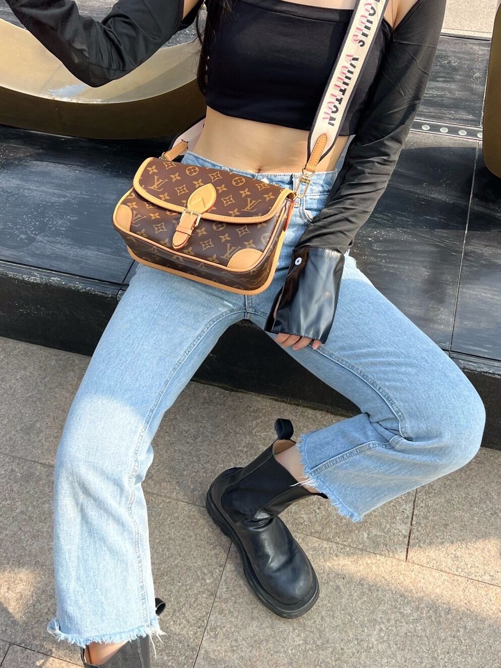 Super replica Louis Vuitton M45985 Diane bag review (2025 May updated)-Best Quality Fake Louis Vuitton Bag Online Store, Replica designer bag ru