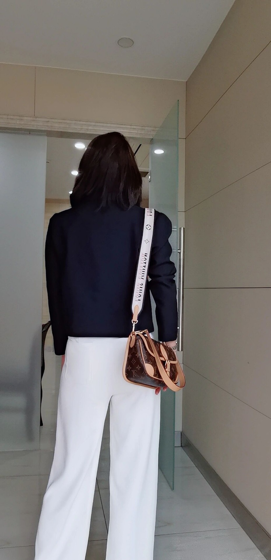 Super replica Louis Vuitton M45985 Diane bag review (2025 May updated)-Best Quality Fake Louis Vuitton Bag Online Store, Replica designer bag ru