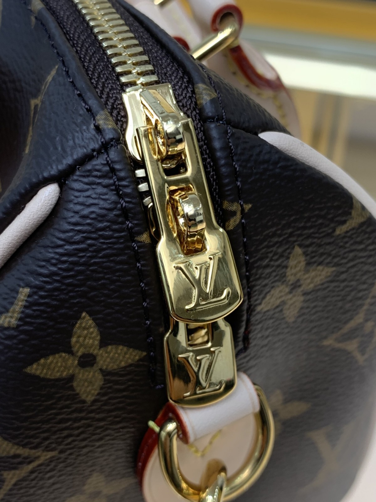 Shebag super replica Louis Vuitton M46234 SPEEDY BANDOULIÈRE 20-Best Quality Fake Louis Vuitton Bag Online Store, Replica designer bag ru