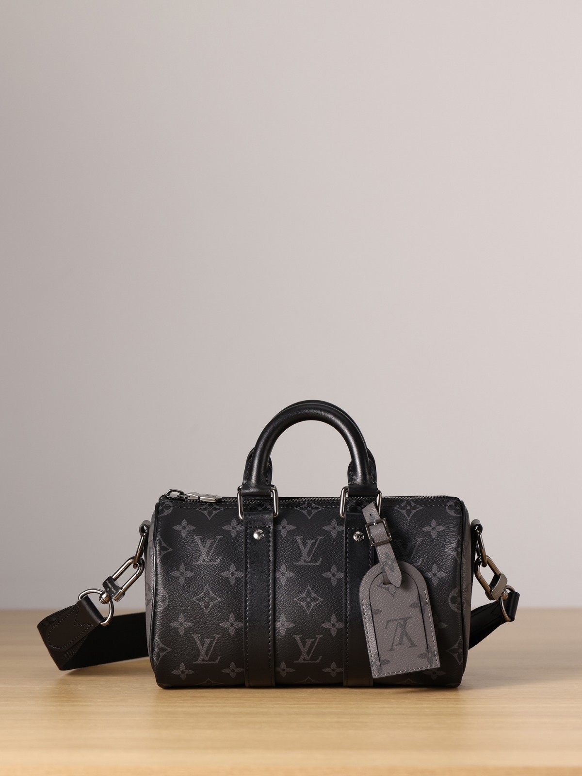 Shebag super replica Louis Vuitton M46271 KEEPALL BANDOULIÈRE 25 bag review (2025 May updated)-Best Quality Fake Louis Vuitton Bag Online Store, Replica designer bag ru