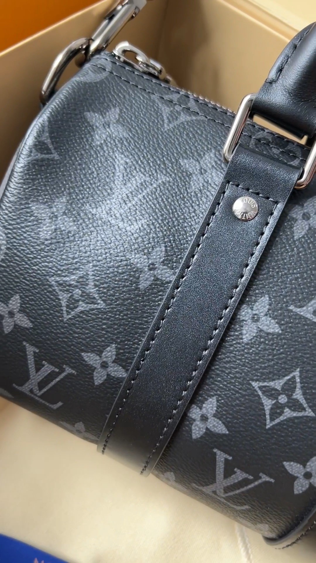 Shebag super replica Louis Vuitton M46271 KEEPALL BANDOULIÈRE 25 bag review (2025 May updated)-Best Quality Fake Louis Vuitton Bag Online Store, Replica designer bag ru