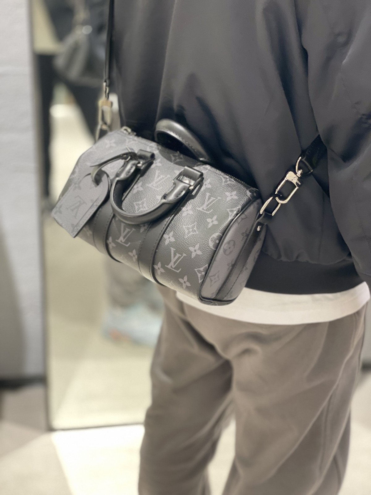 Shebag super replica Louis Vuitton M46271 KEEPALL BANDOULIÈRE 25 bag review (2025 May updated)-Best Quality Fake Louis Vuitton Bag Online Store, Replica designer bag ru