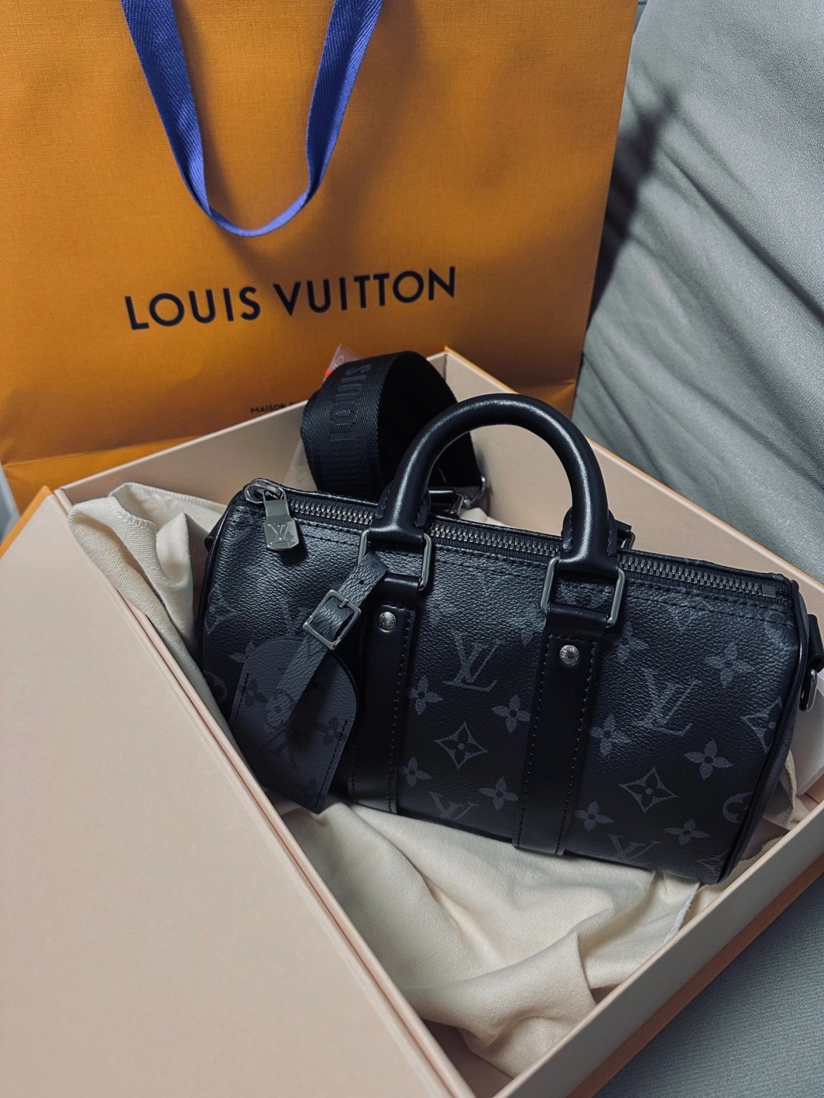 Shebag super replica Louis Vuitton M46271 KEEPALL BANDOULIÈRE 25 bag review (2025 May updated)-Best Quality Fake Louis Vuitton Bag Online Store, Replica designer bag ru
