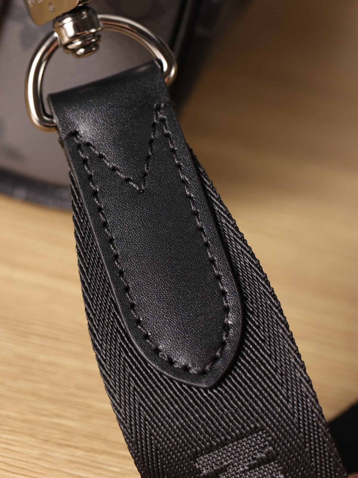 Shebag super replica Louis Vuitton M46271 KEEPALL BANDOULIÈRE 25 bag review (2025 May updated)-Best Quality Fake Louis Vuitton Bag Online Store, Replica designer bag ru