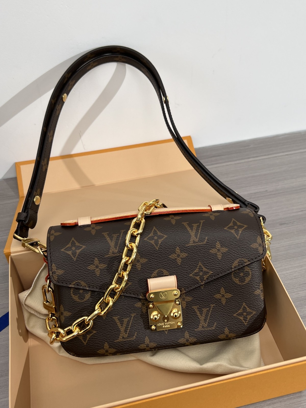 Shebag Super replica Louis Vuitton M46279 POCHETTE MÉTIS EAST WEST bag review (2025 May updated)-Best Quality Fake Louis Vuitton Bag Online Store, Replica designer bag ru