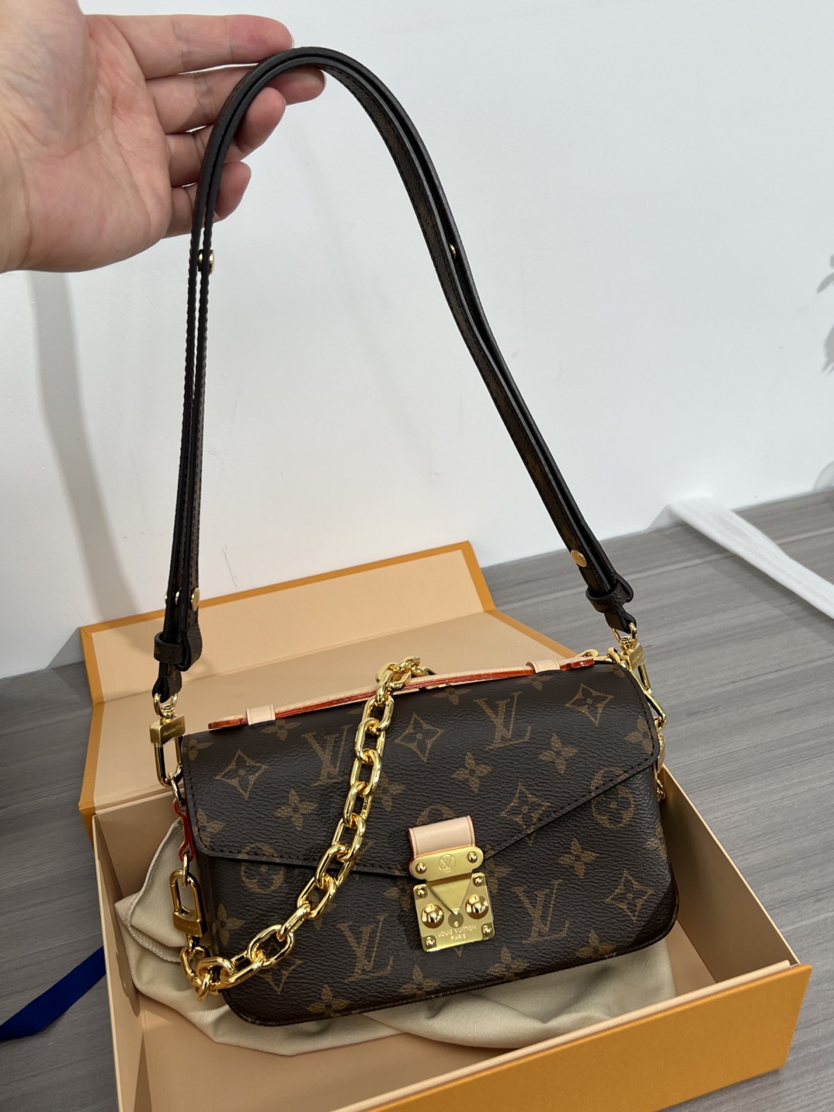 Shebag Super replica Louis Vuitton M46279 POCHETTE MÉTIS EAST WEST bag review (2025 May updated)-Best Quality Fake Louis Vuitton Bag Online Store, Replica designer bag ru